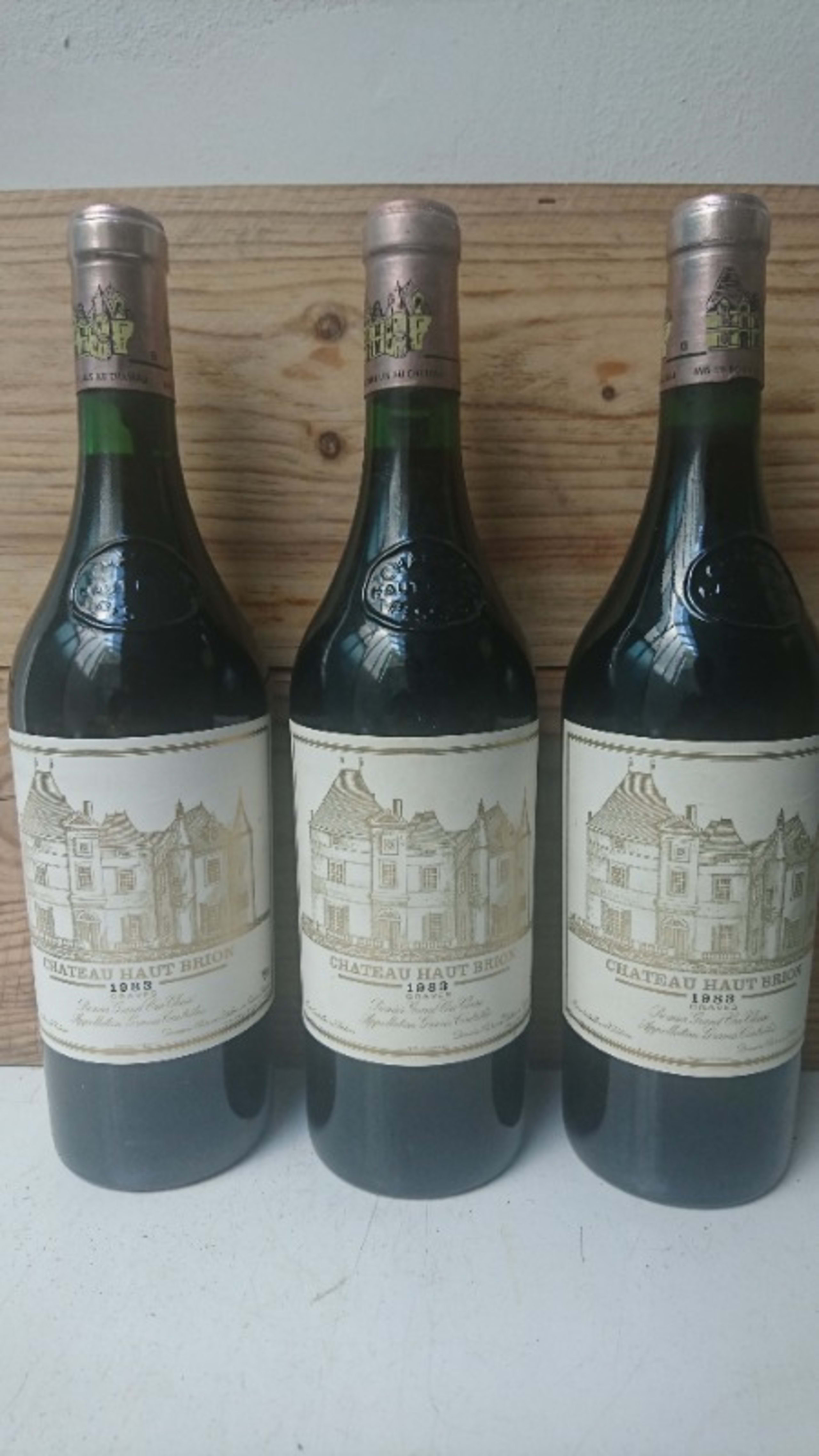 3 x Château Haut Brion, Pessac-Léognan, 1983