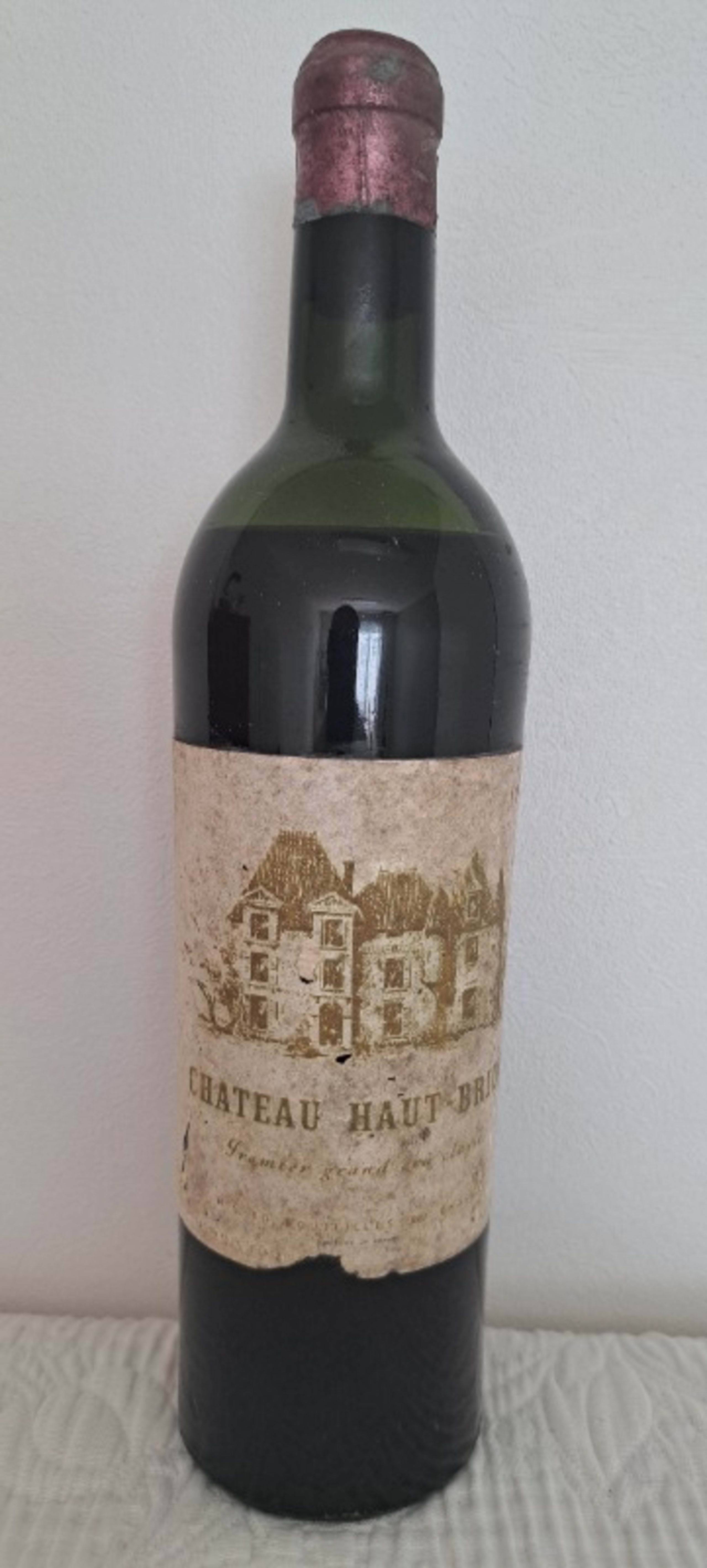 Château Haut-Brion, Pessac-Léognan, 1945