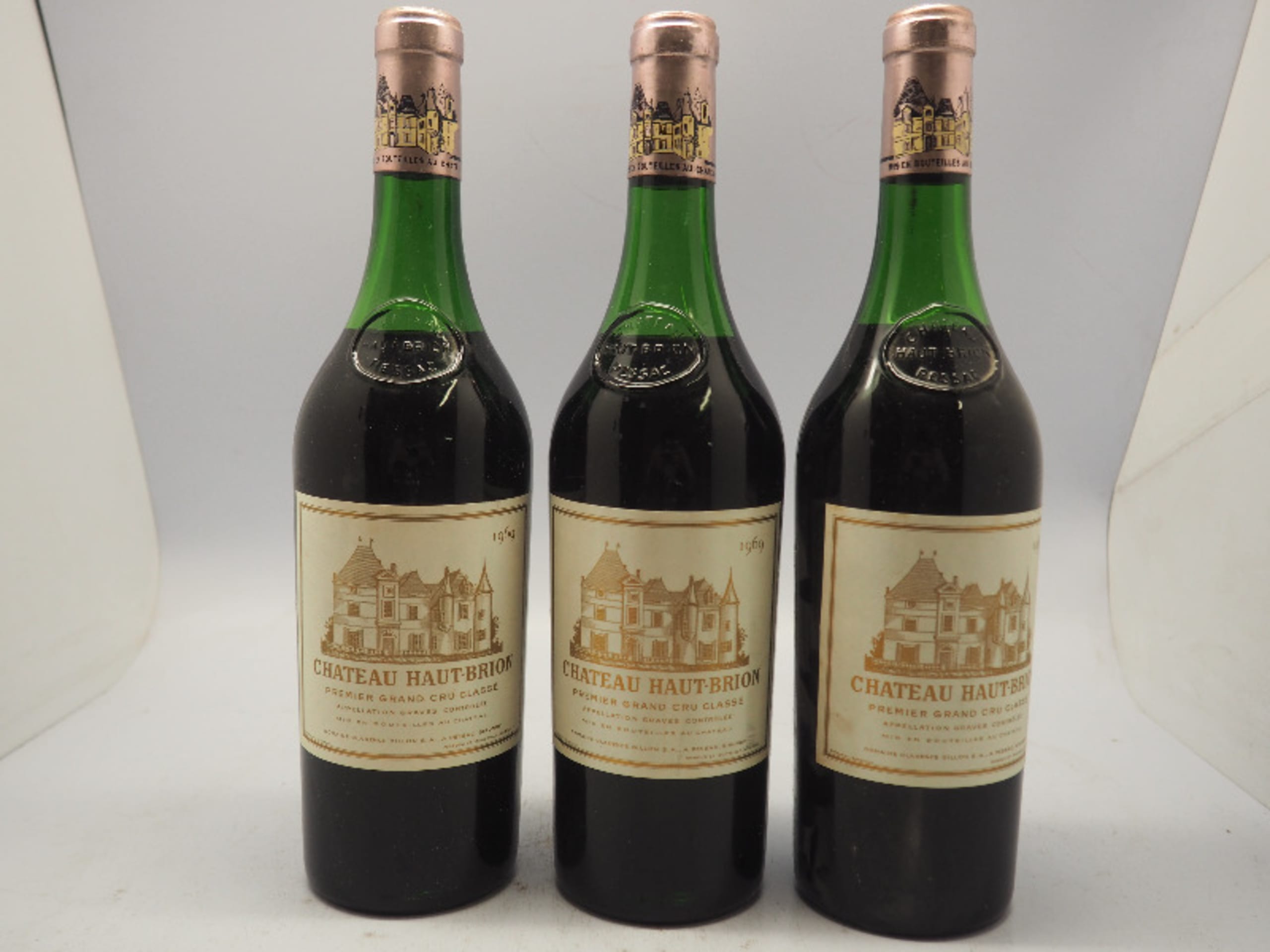 3 x Château Haut-Brion, Pessac-Léognan, 1969