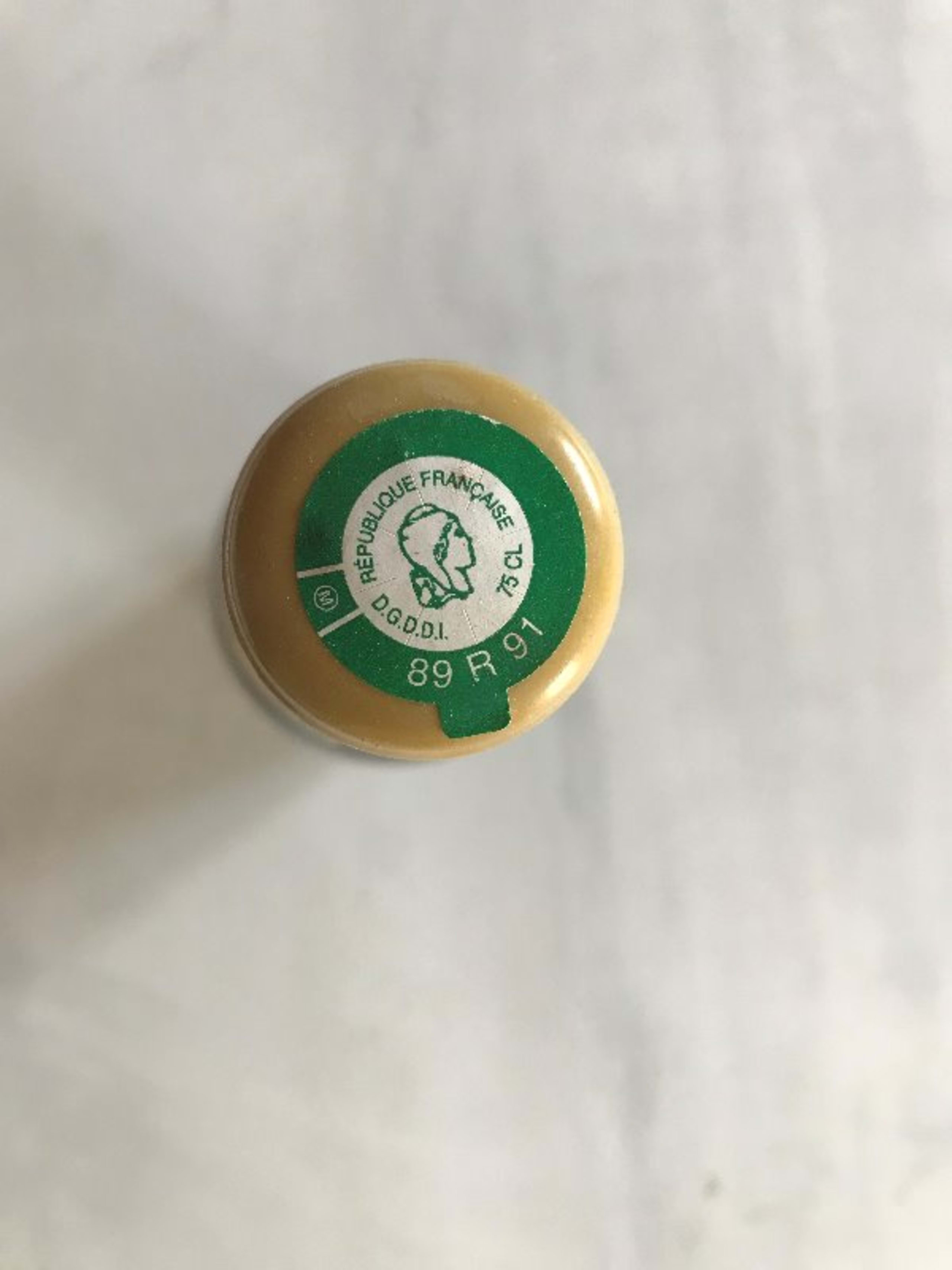 Caps