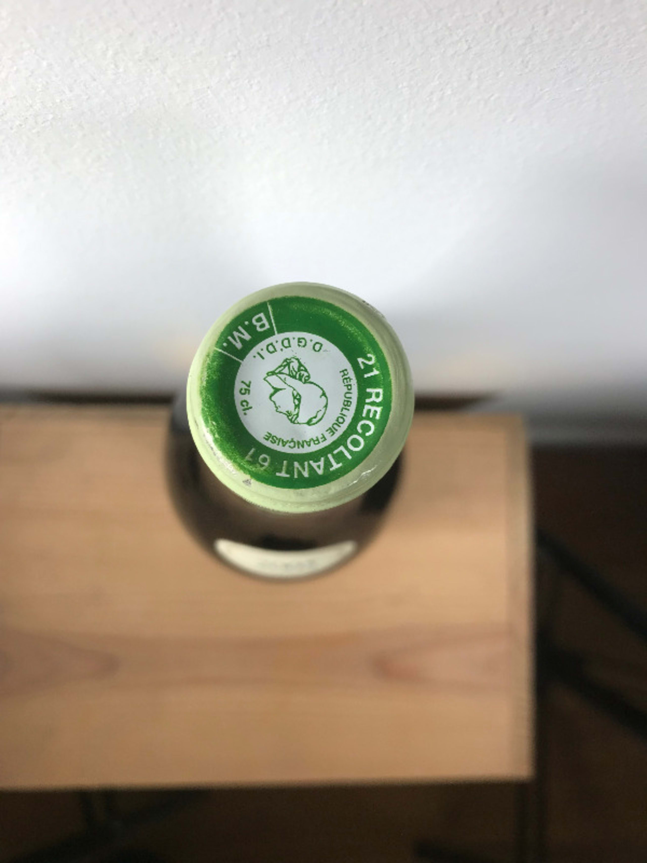 Caps
