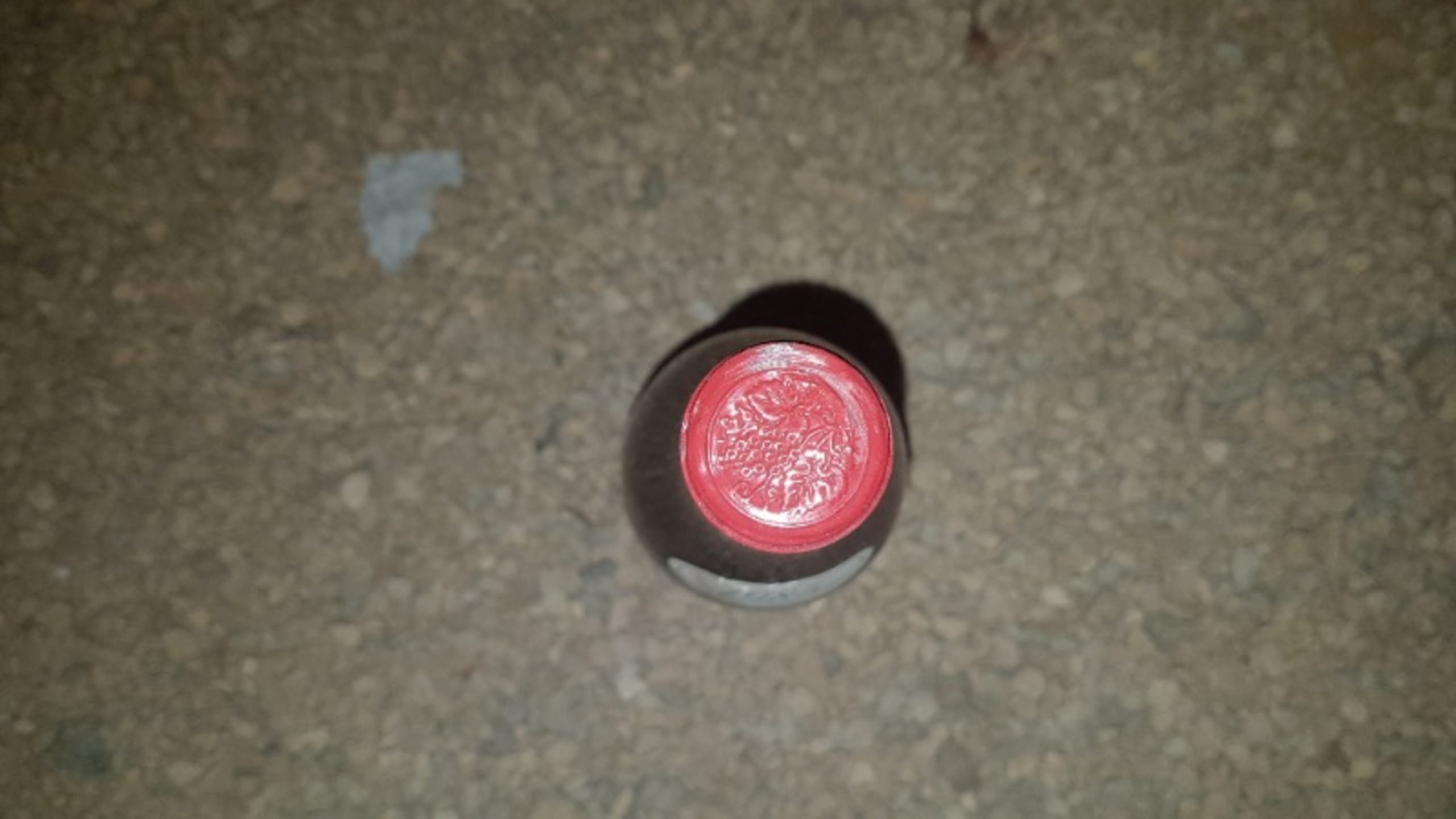 Caps
