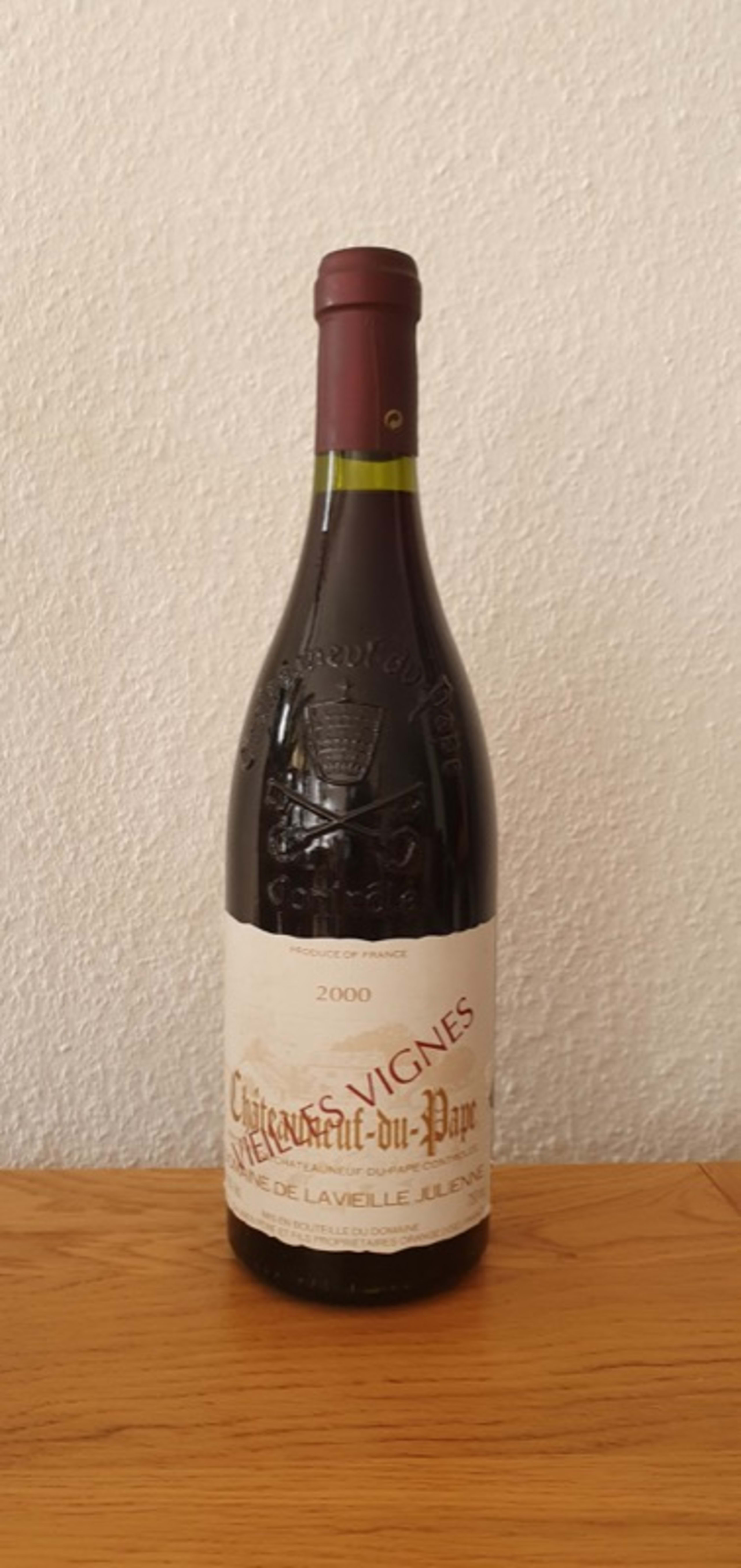 Châteauneuf-du-Pape, La Vieille Julienne - Vieilles Vignes, 2000