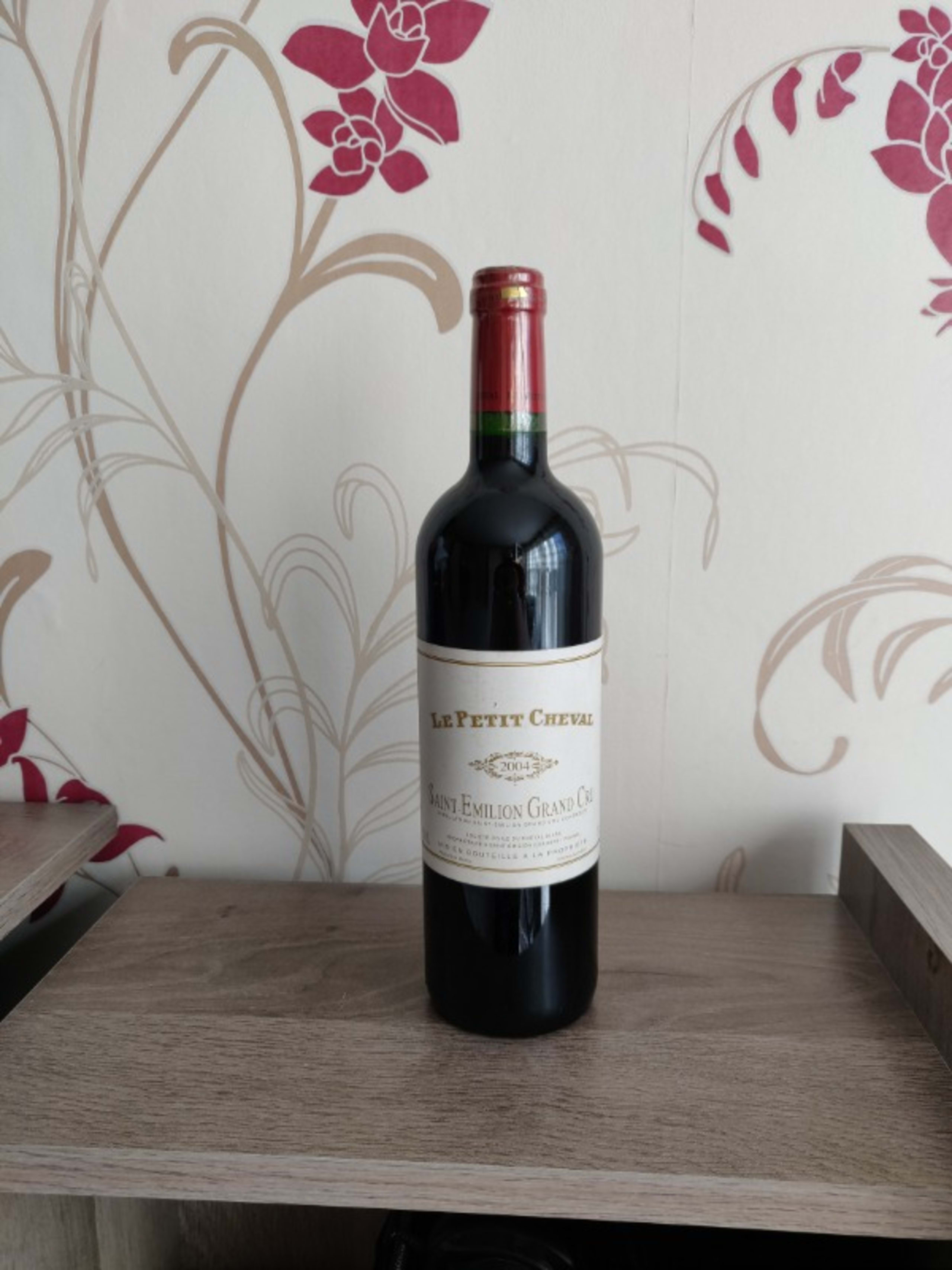 Le Petit Cheval, Cheval Blanc, Saint-Émilion Grand Cru, 2004