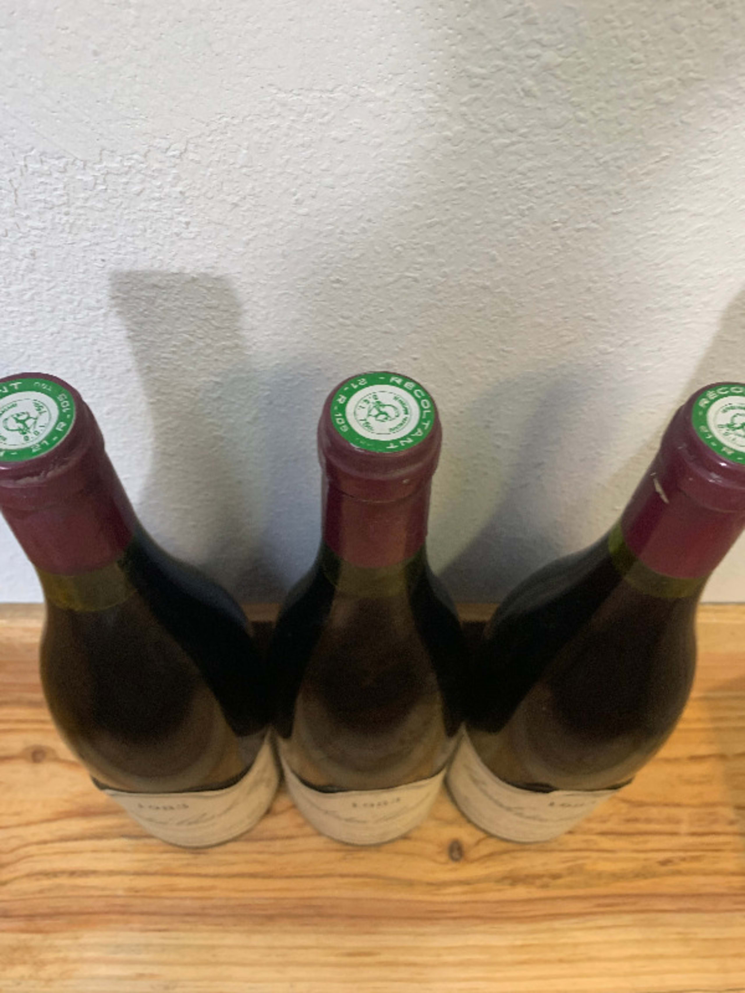 Caps