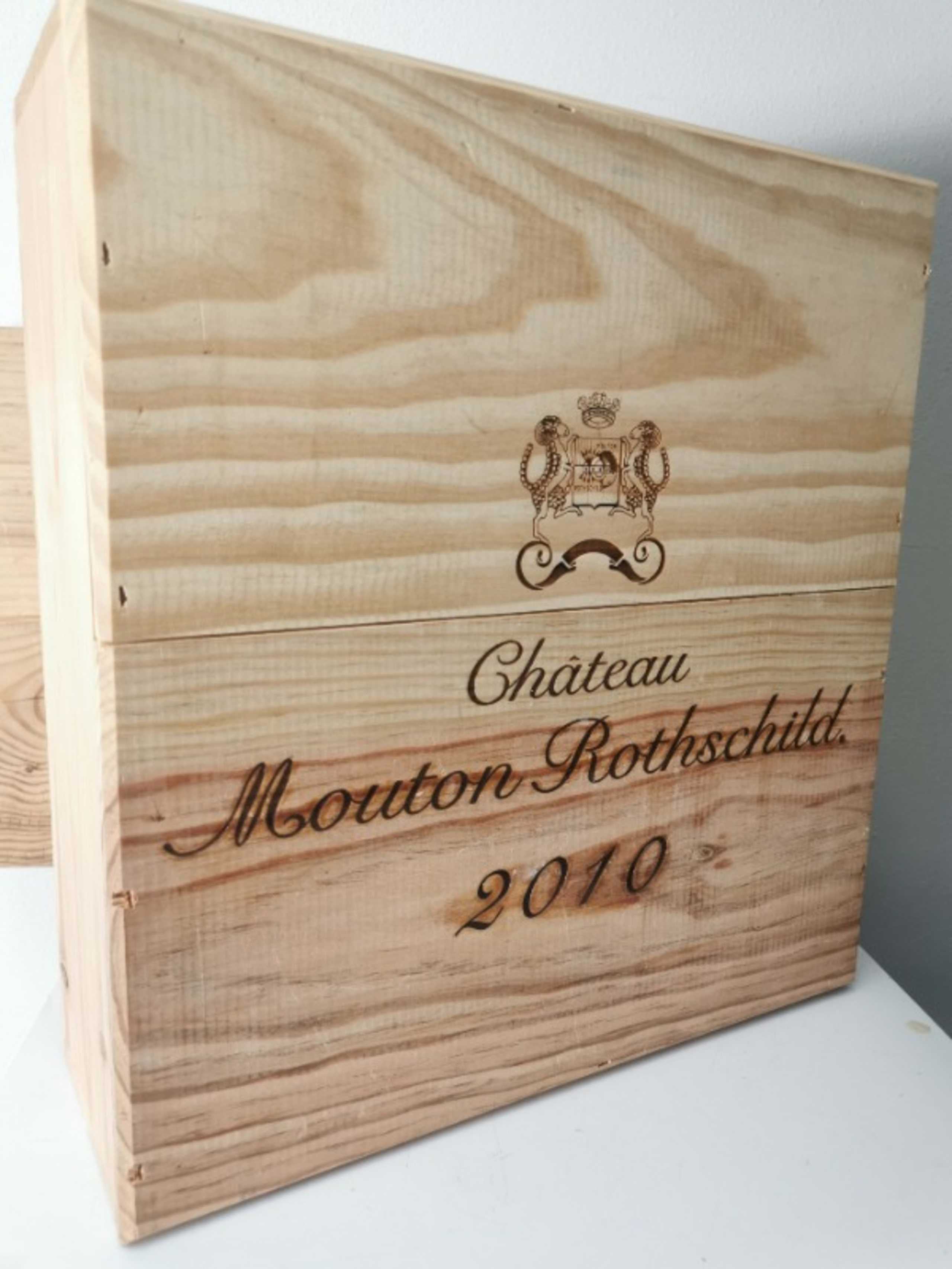 CBO/OWC 3 x Château Mouton Rothschild, Pauillac, 2010 (Magnum)
