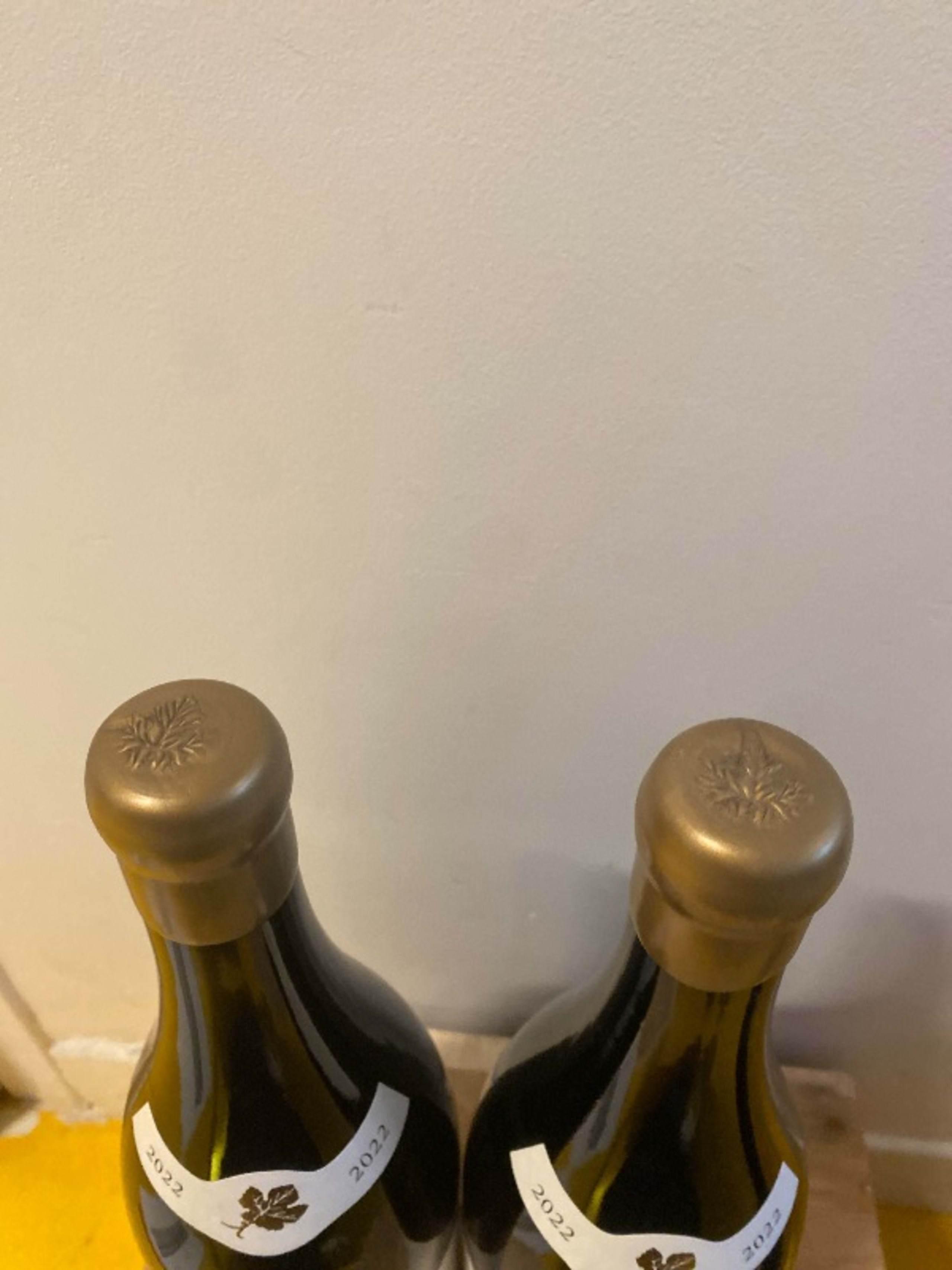 Caps
