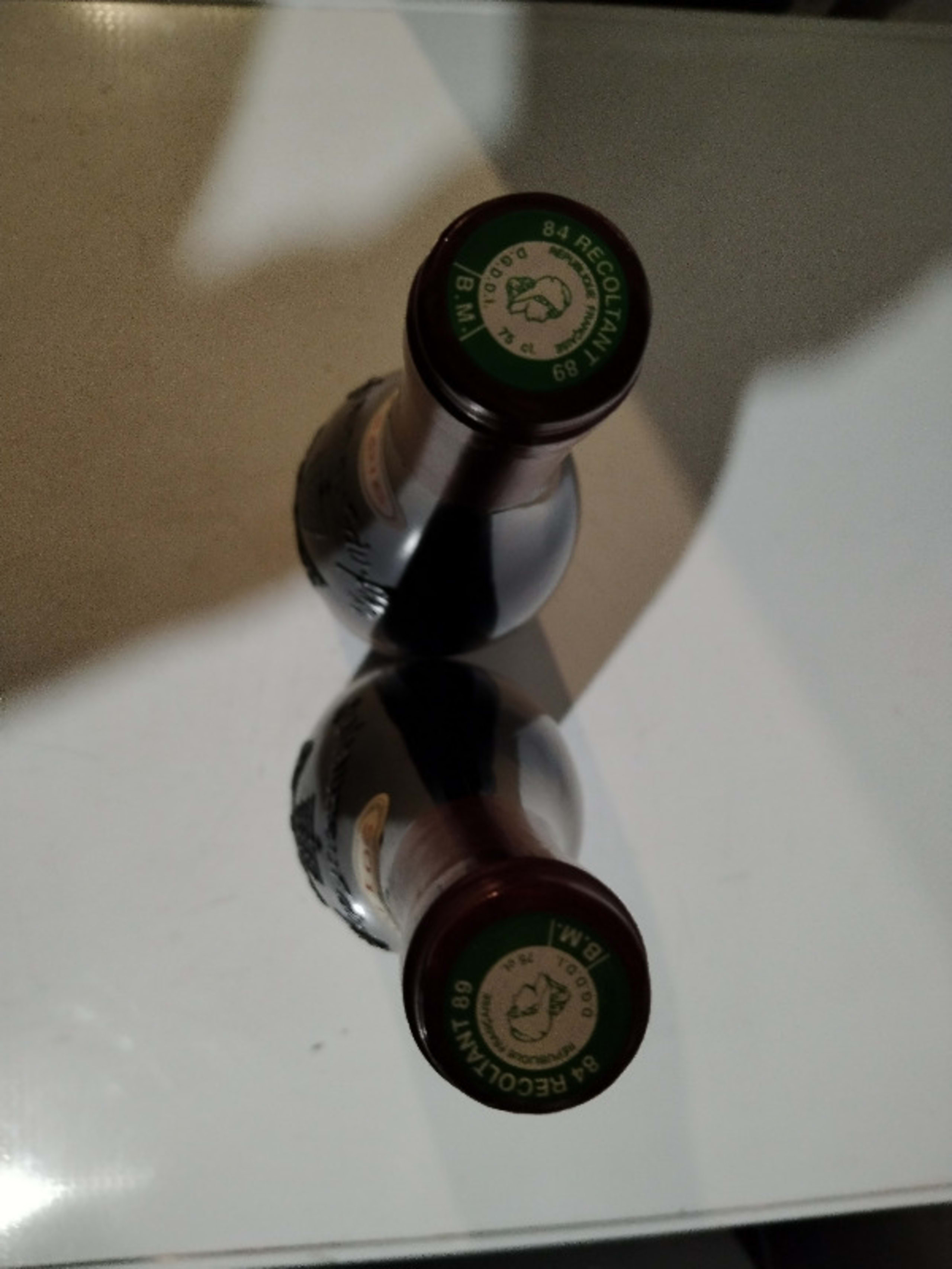 Caps