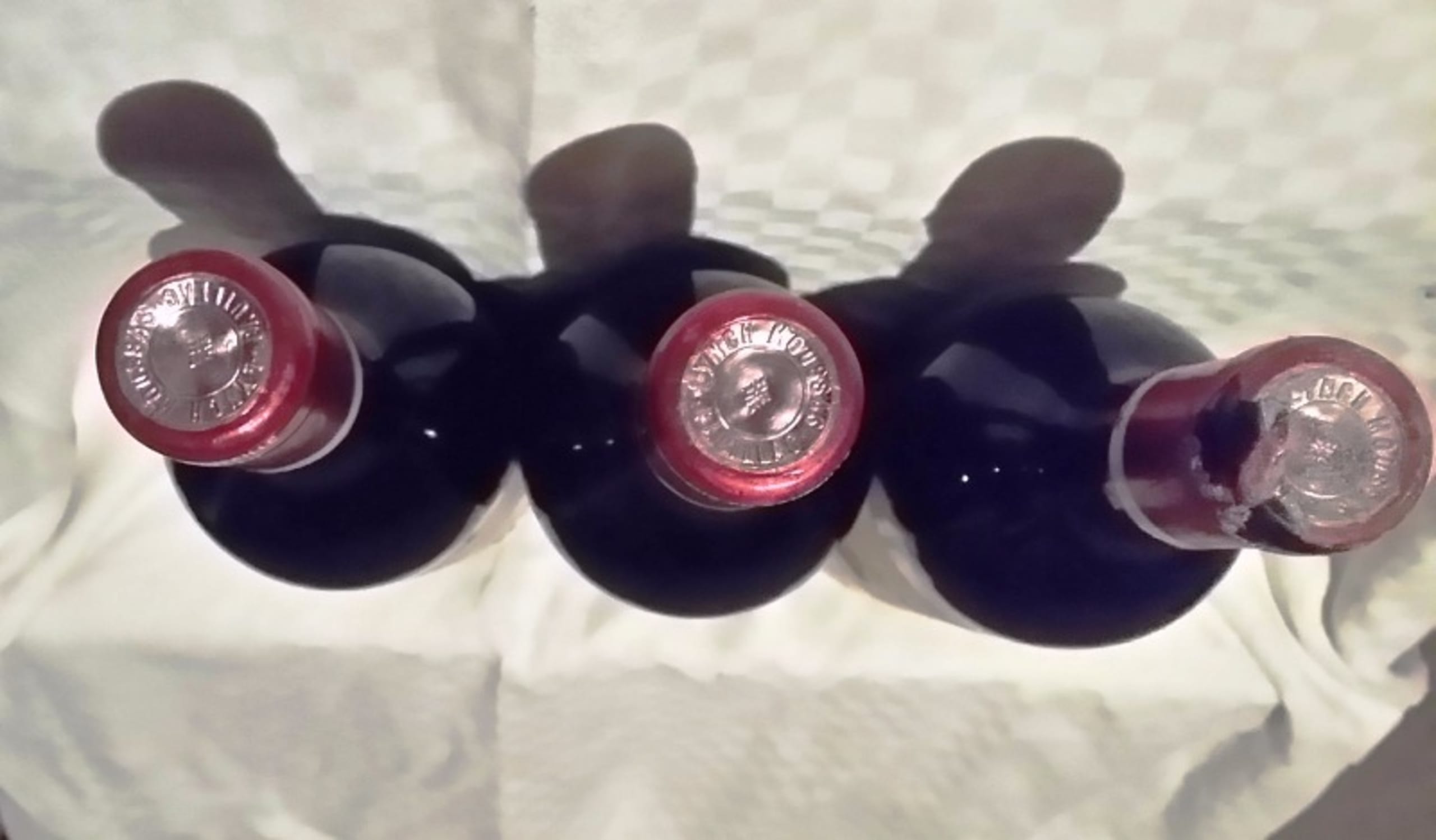 Caps