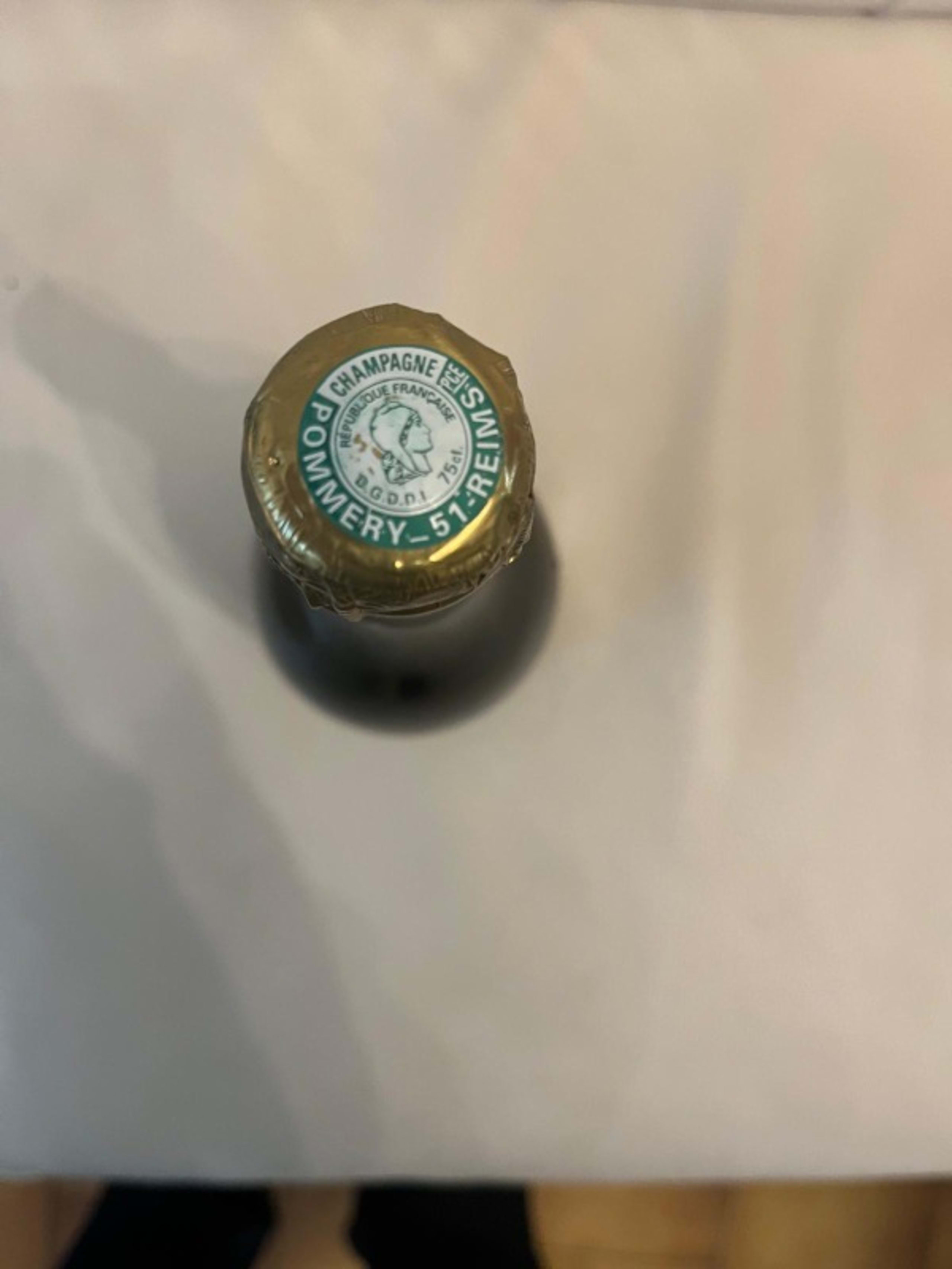 Caps