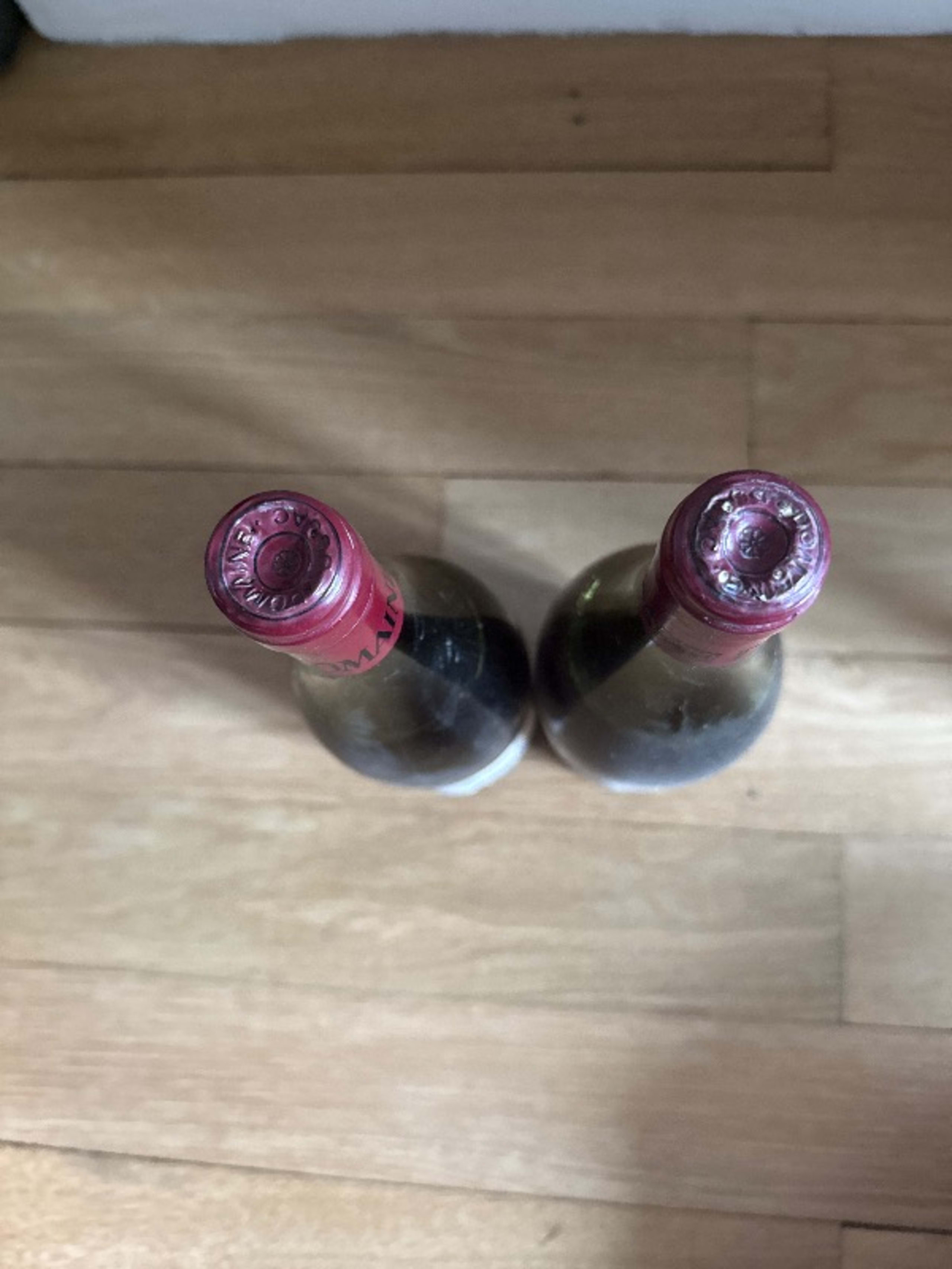 Caps