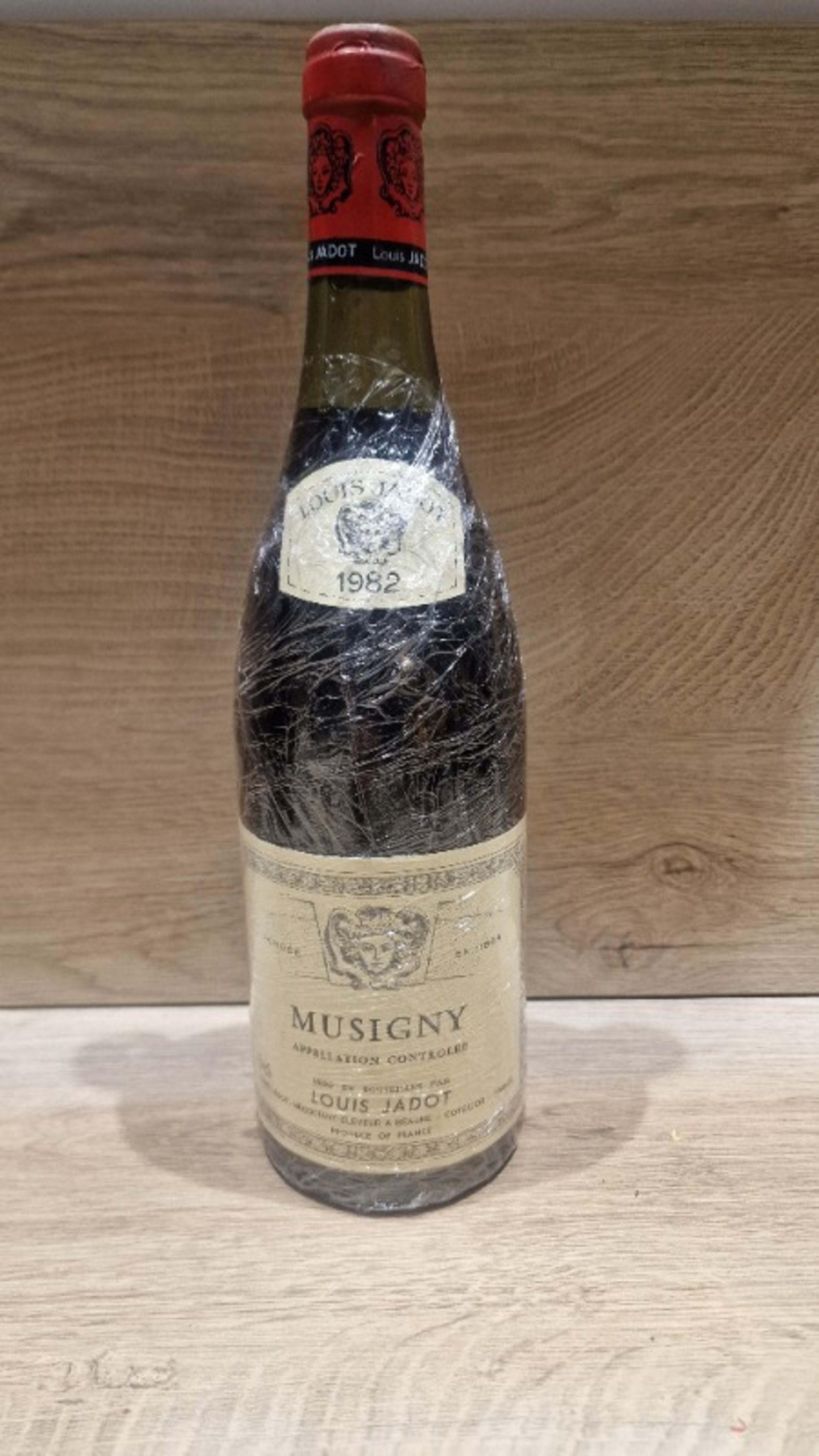 Musigny, Grand Cru, Louis Jadot, 1982