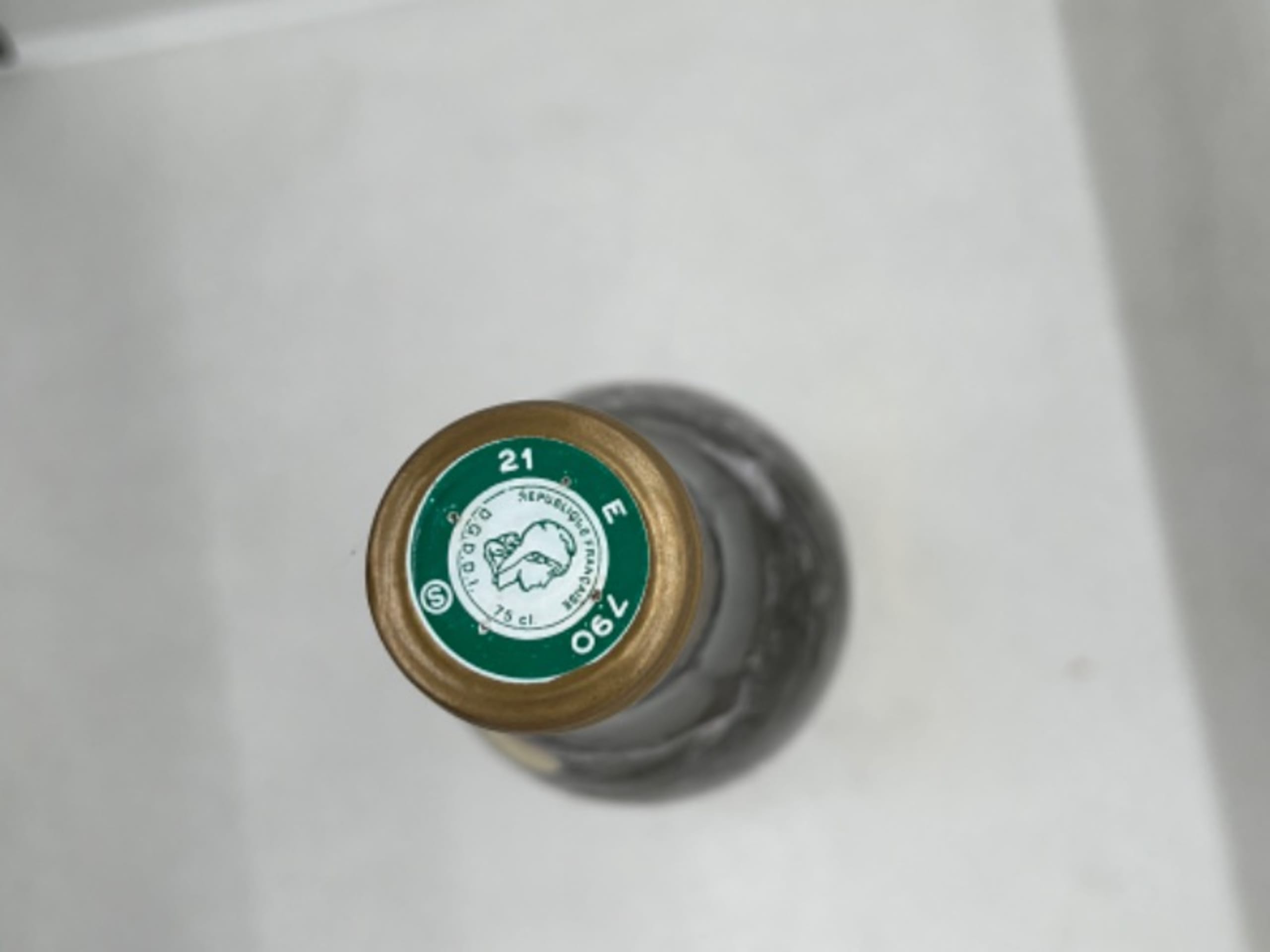 Caps