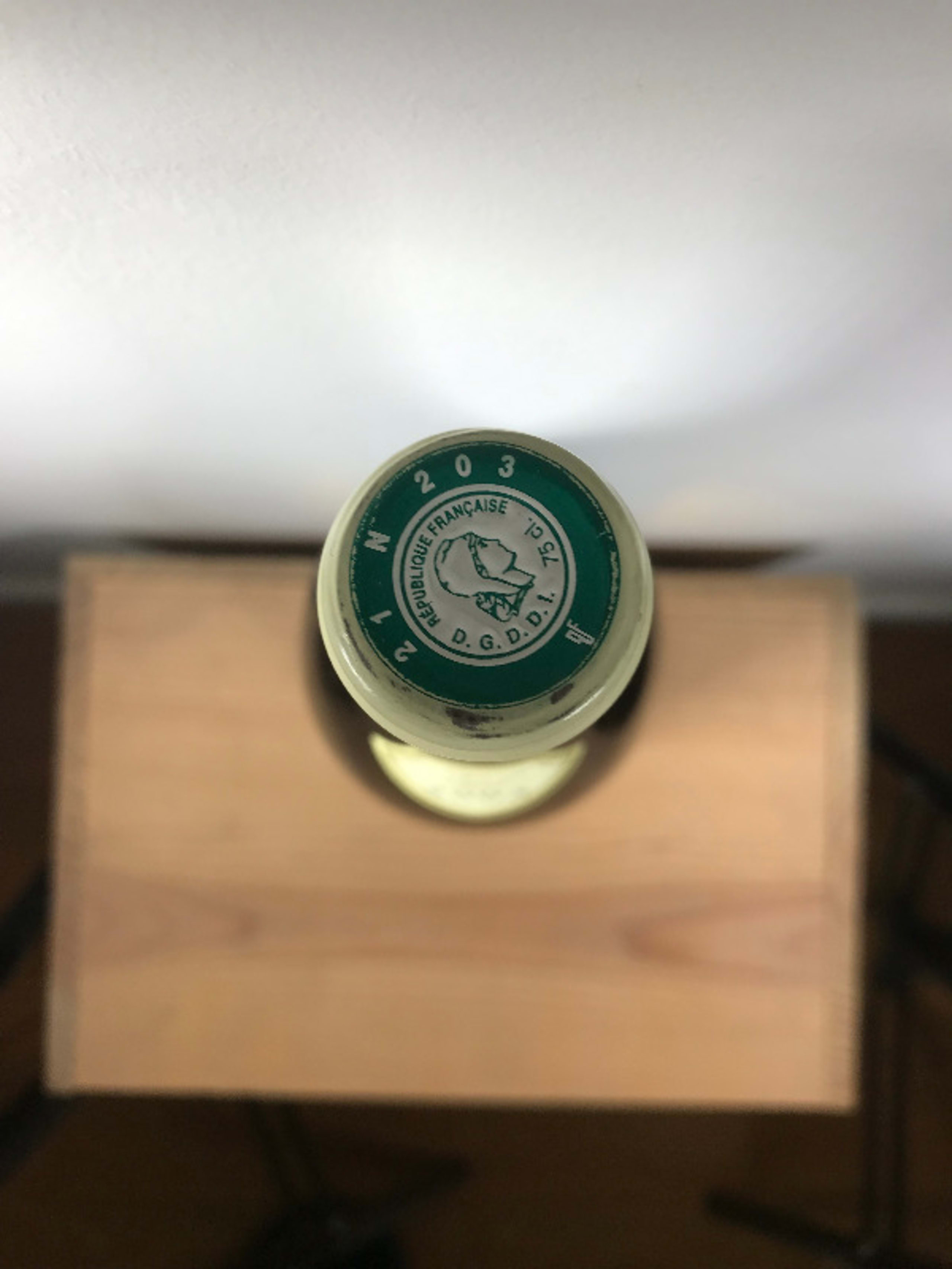 Caps