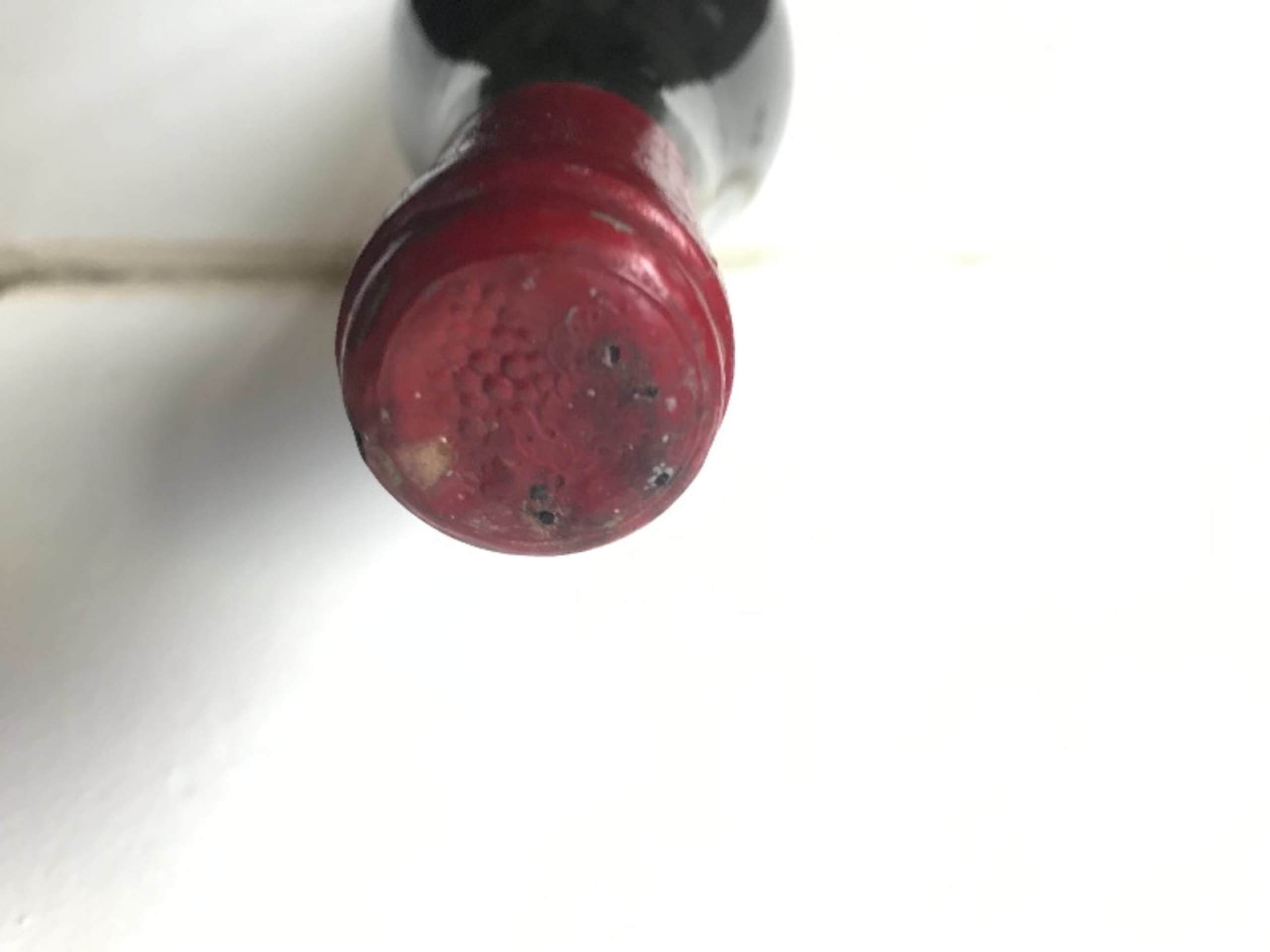 Caps