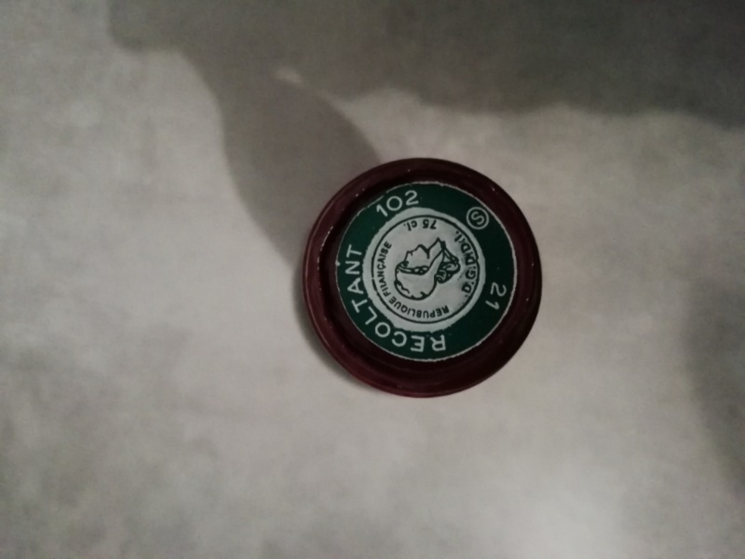 Caps