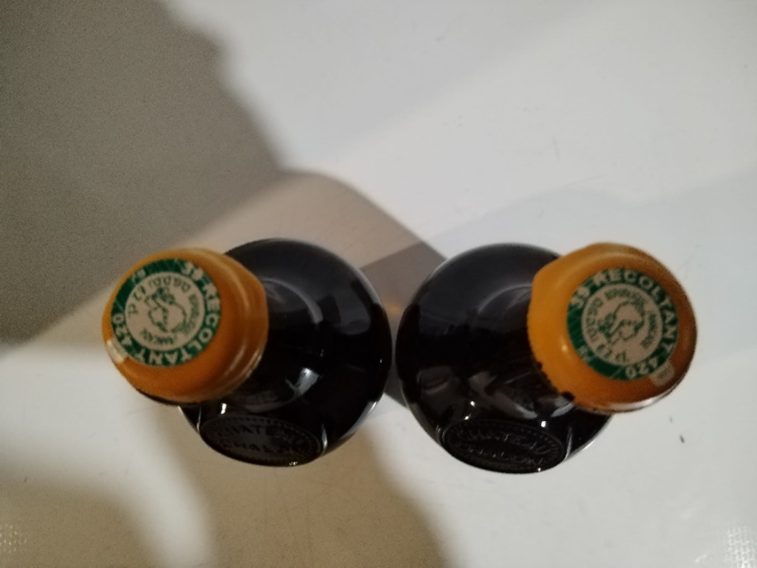 Caps