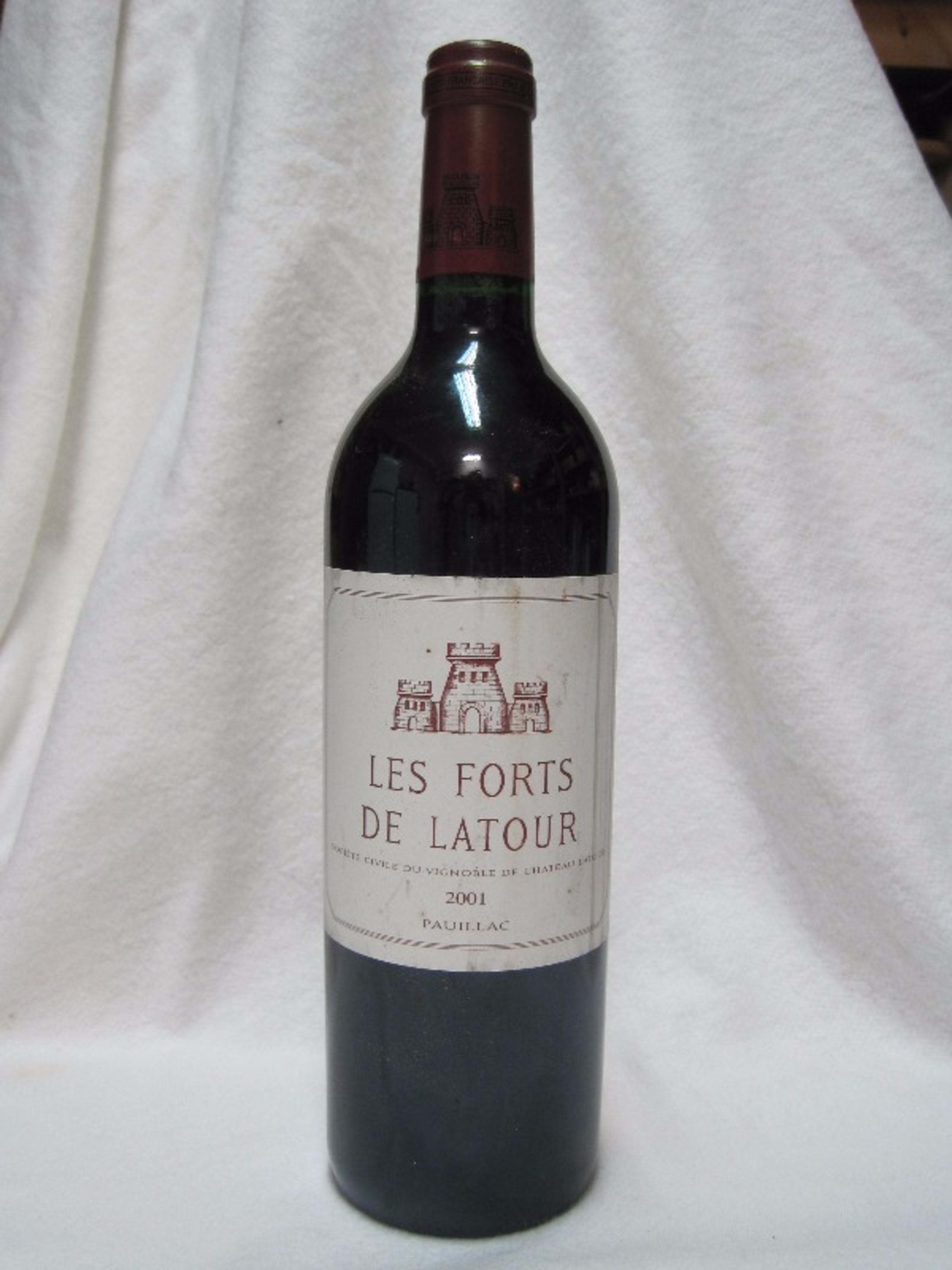 Château Les Forts de Latour, Pauillac, 2001