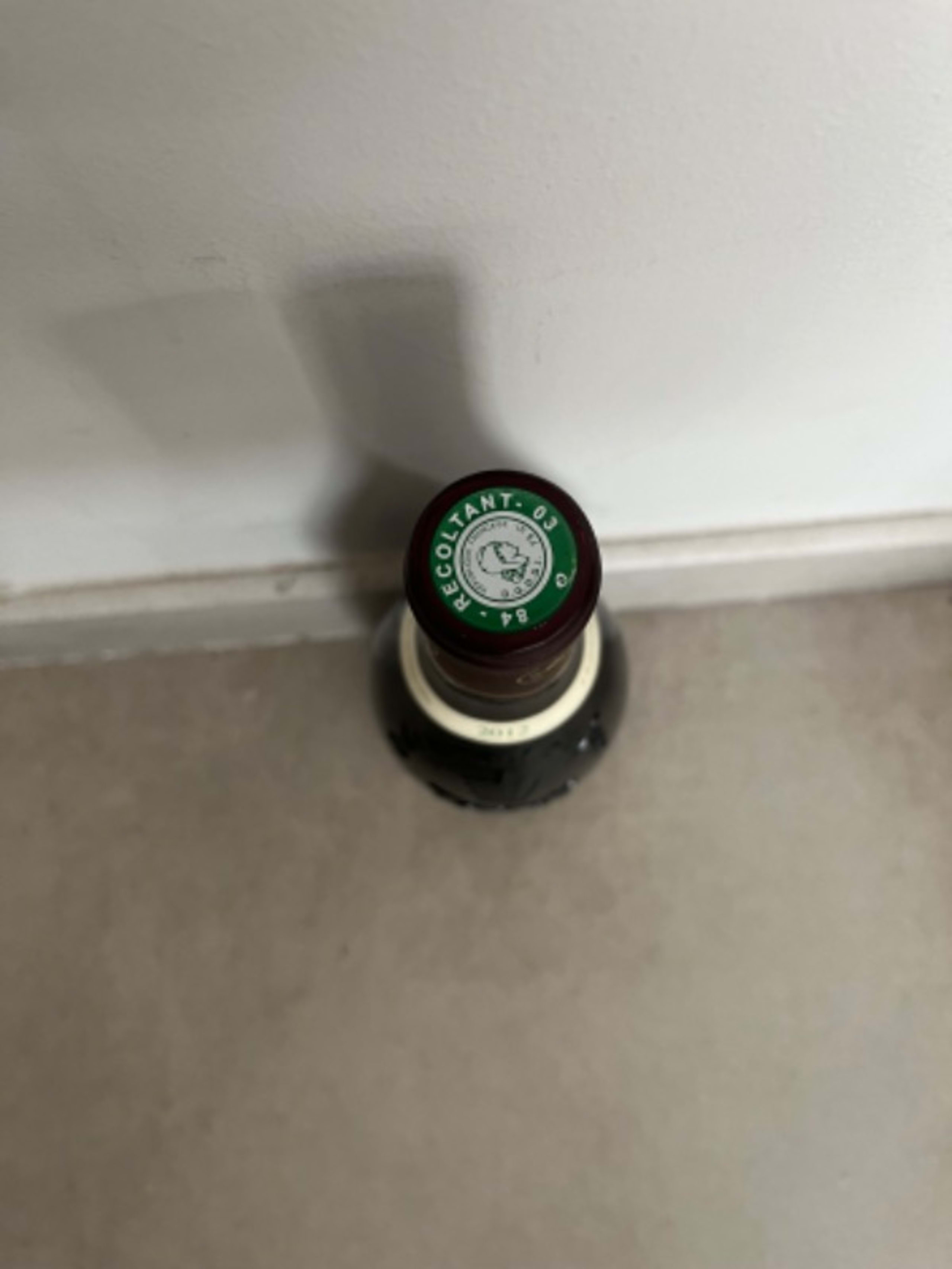 Caps