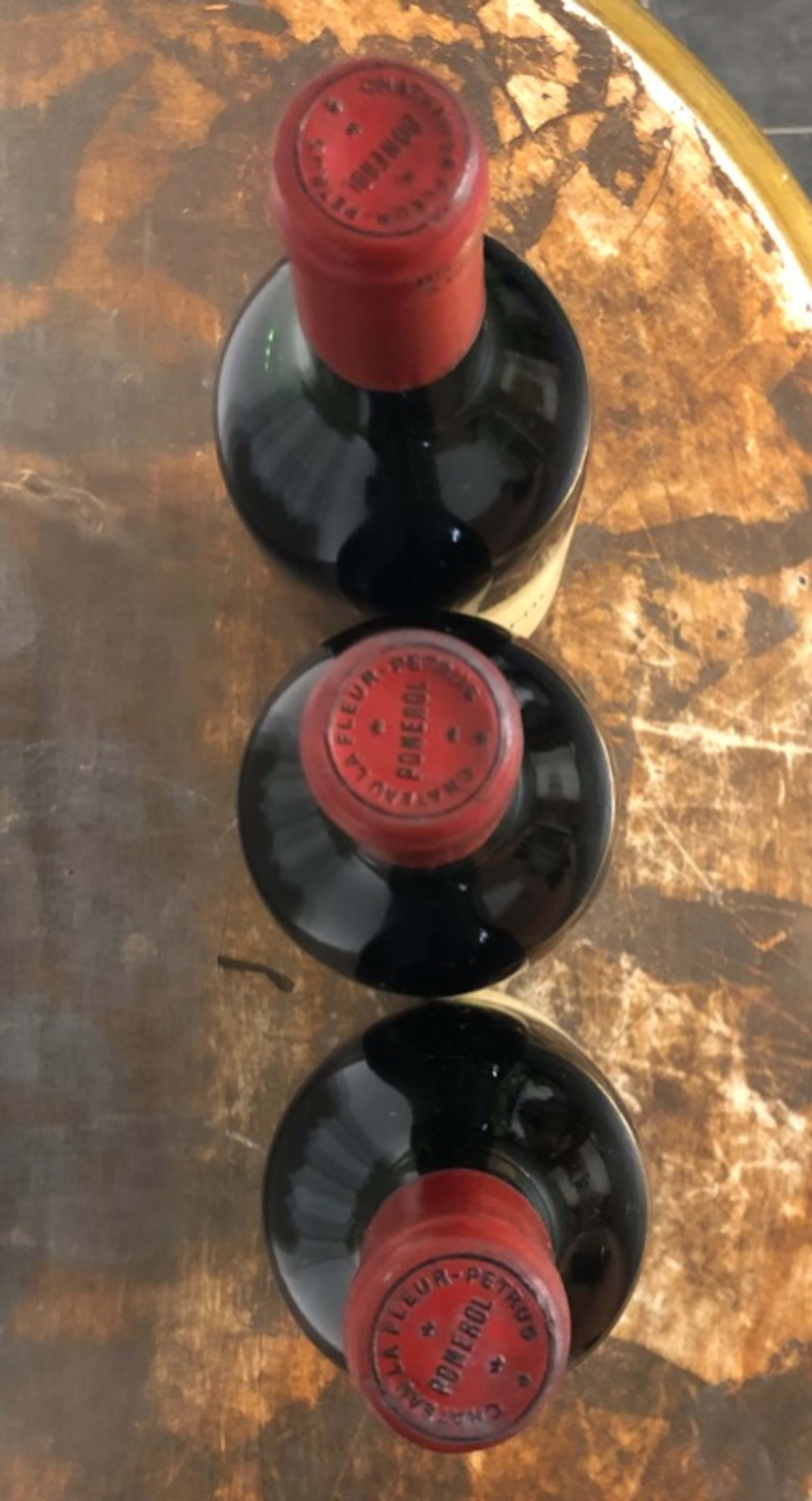 Caps