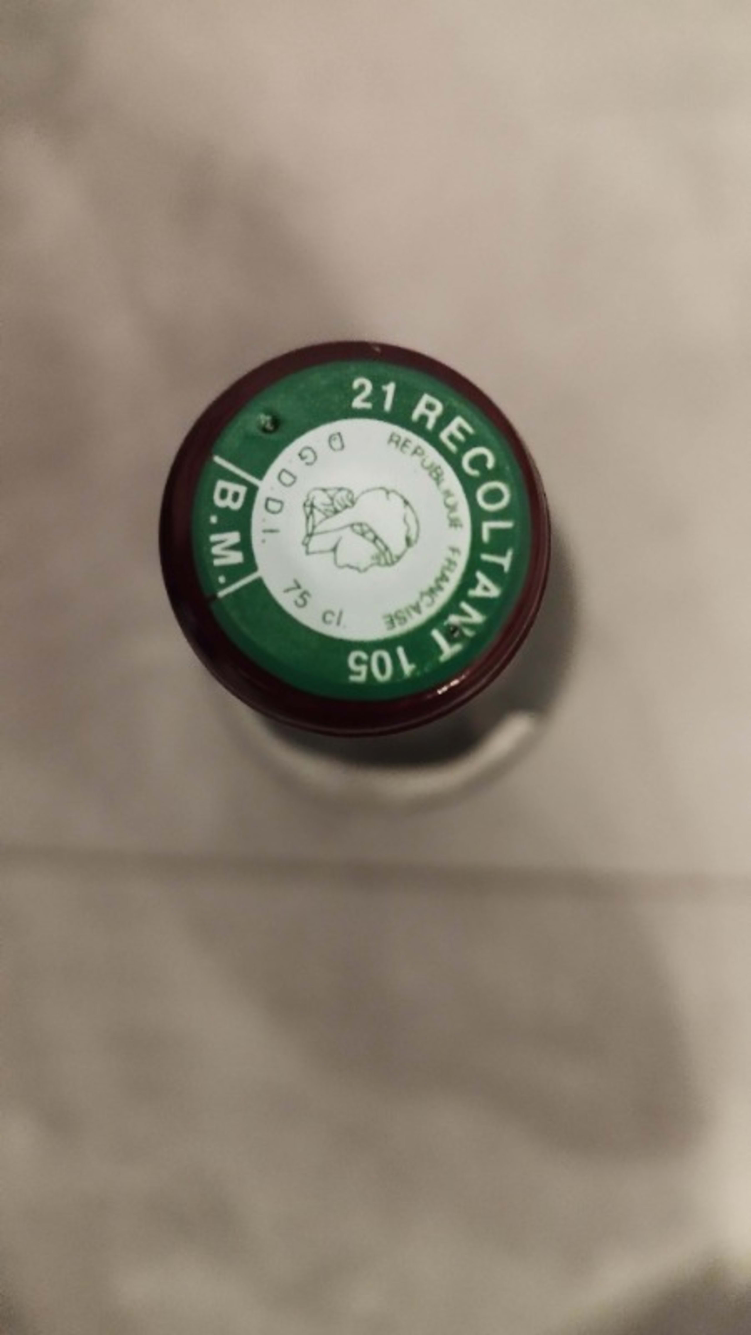 Caps