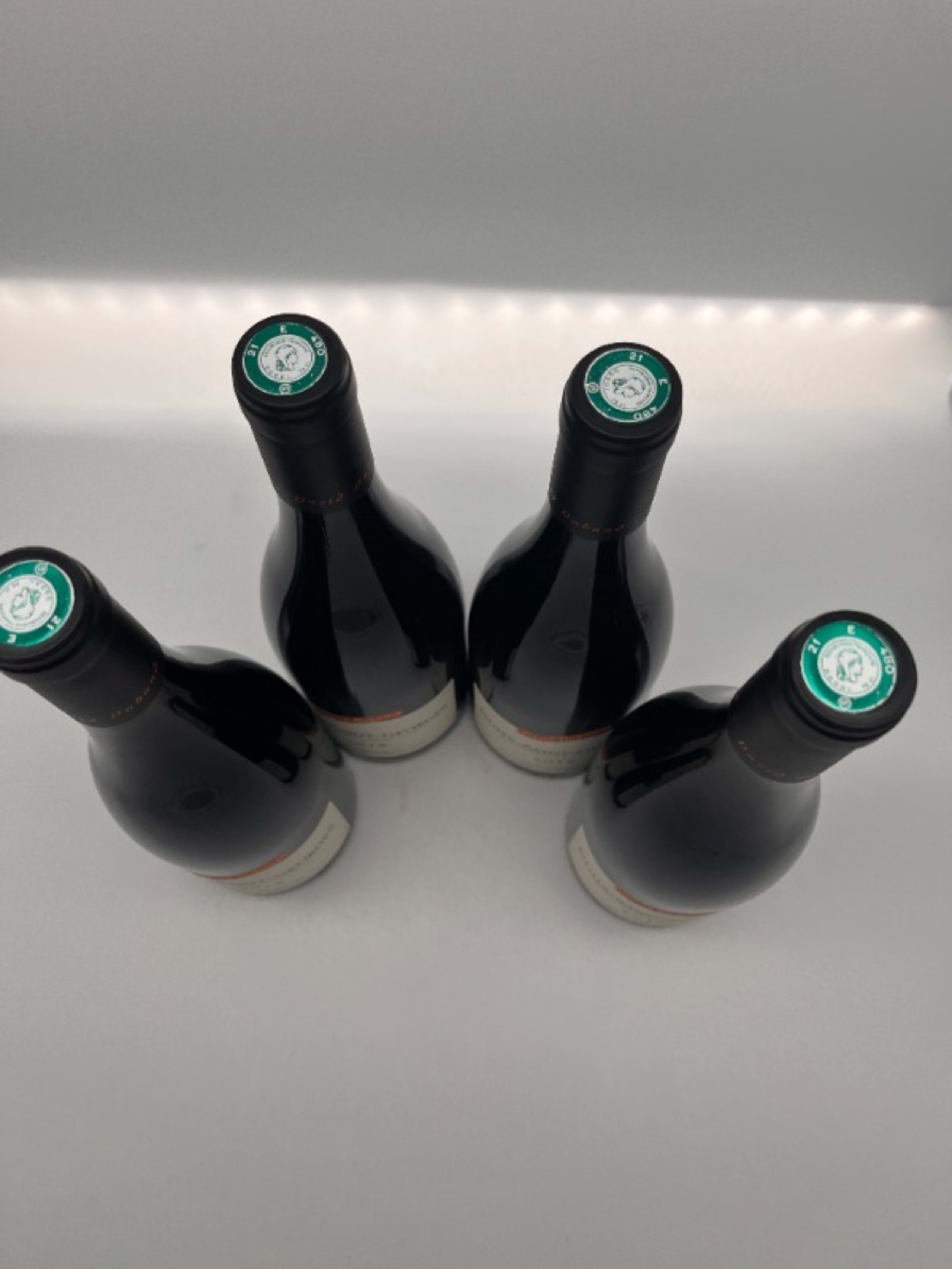 Caps
