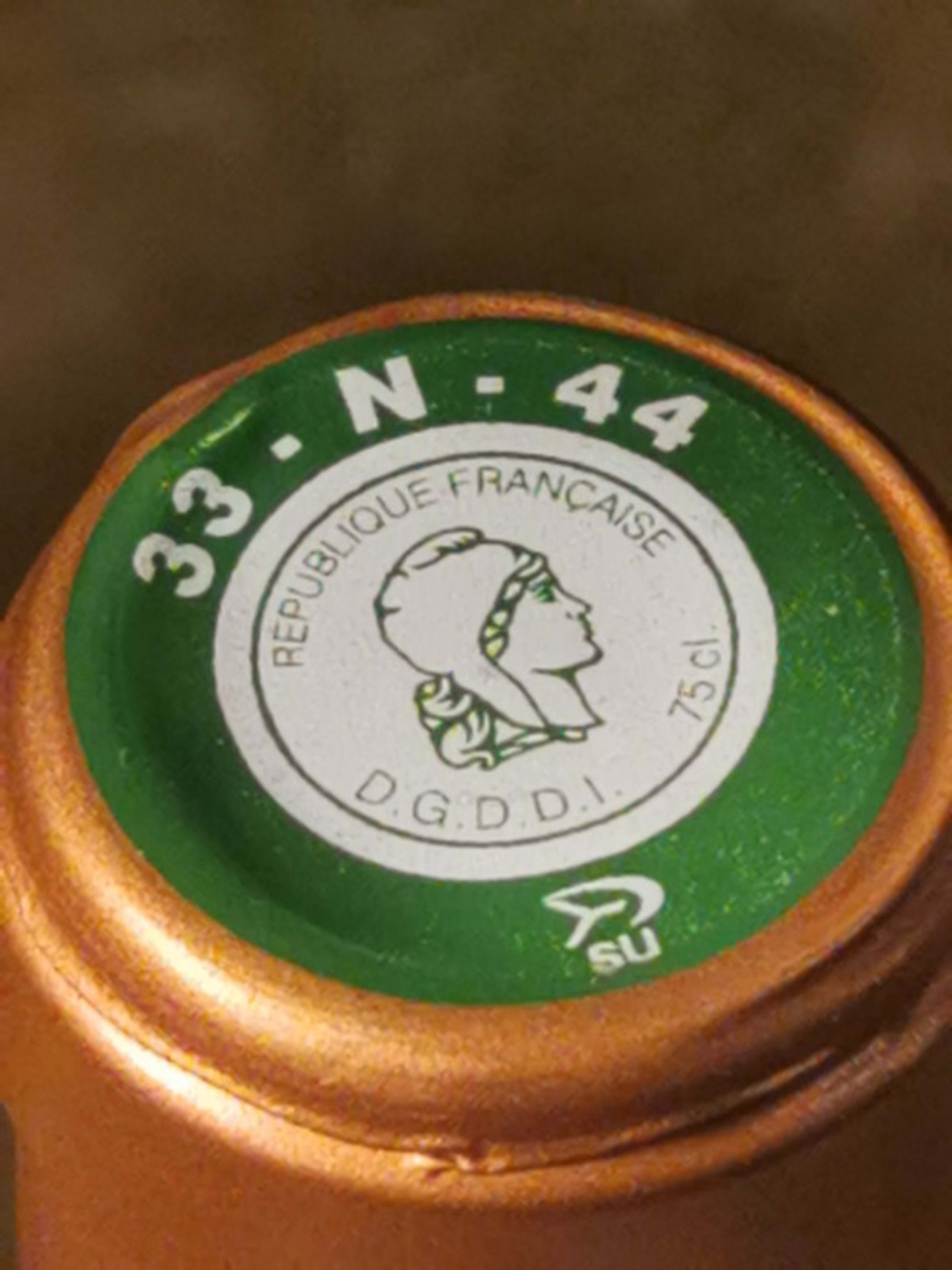 Caps