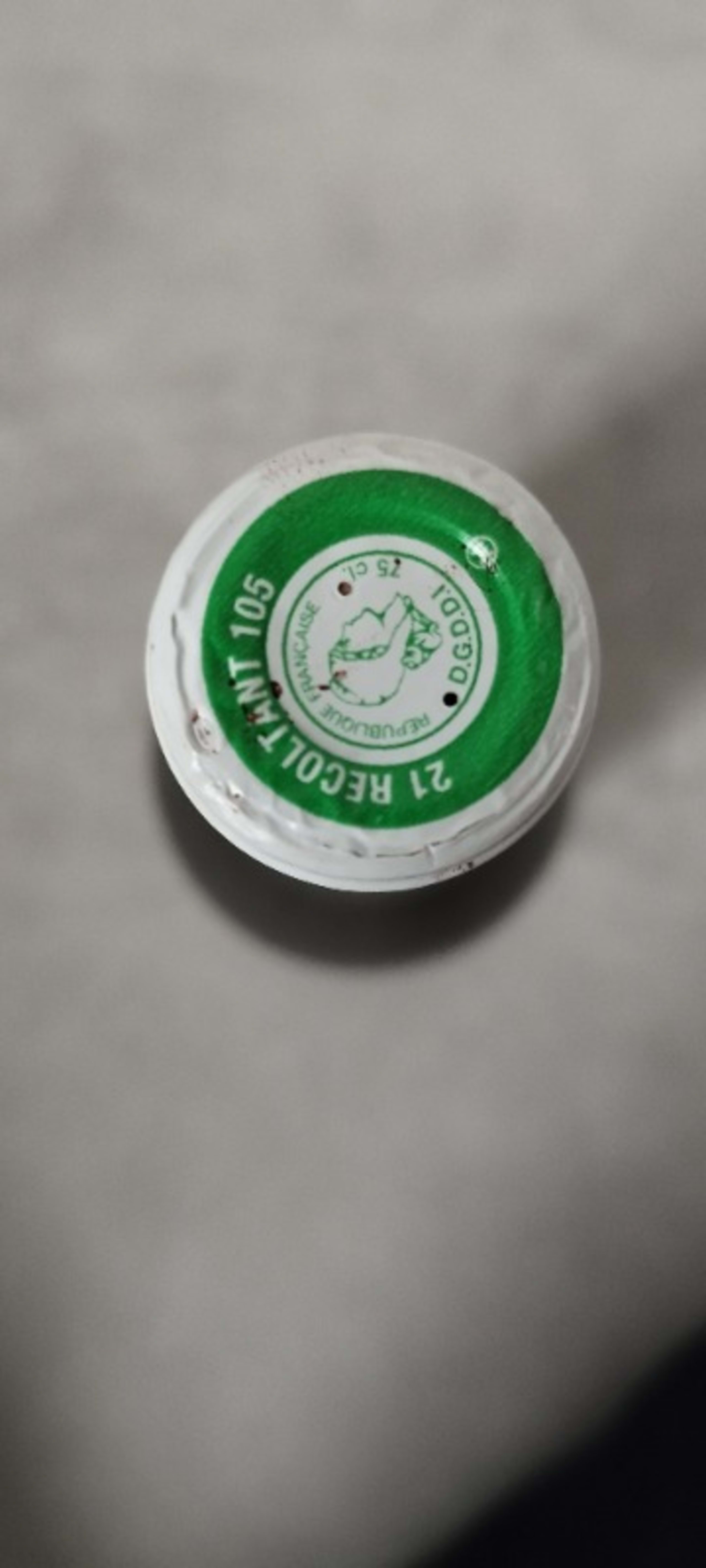Caps