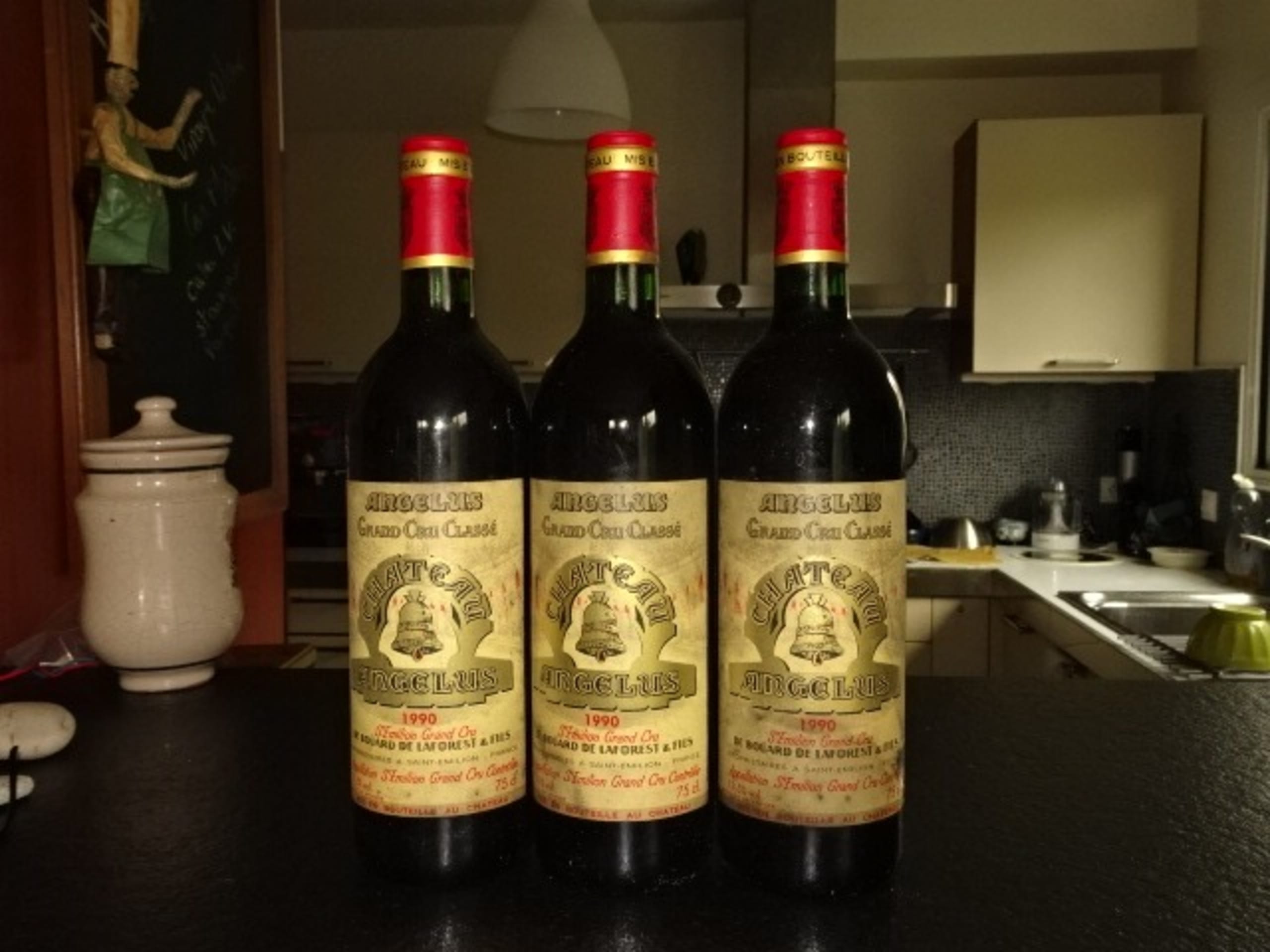 7 x Château Angelus, Saint-Émilion, 1990