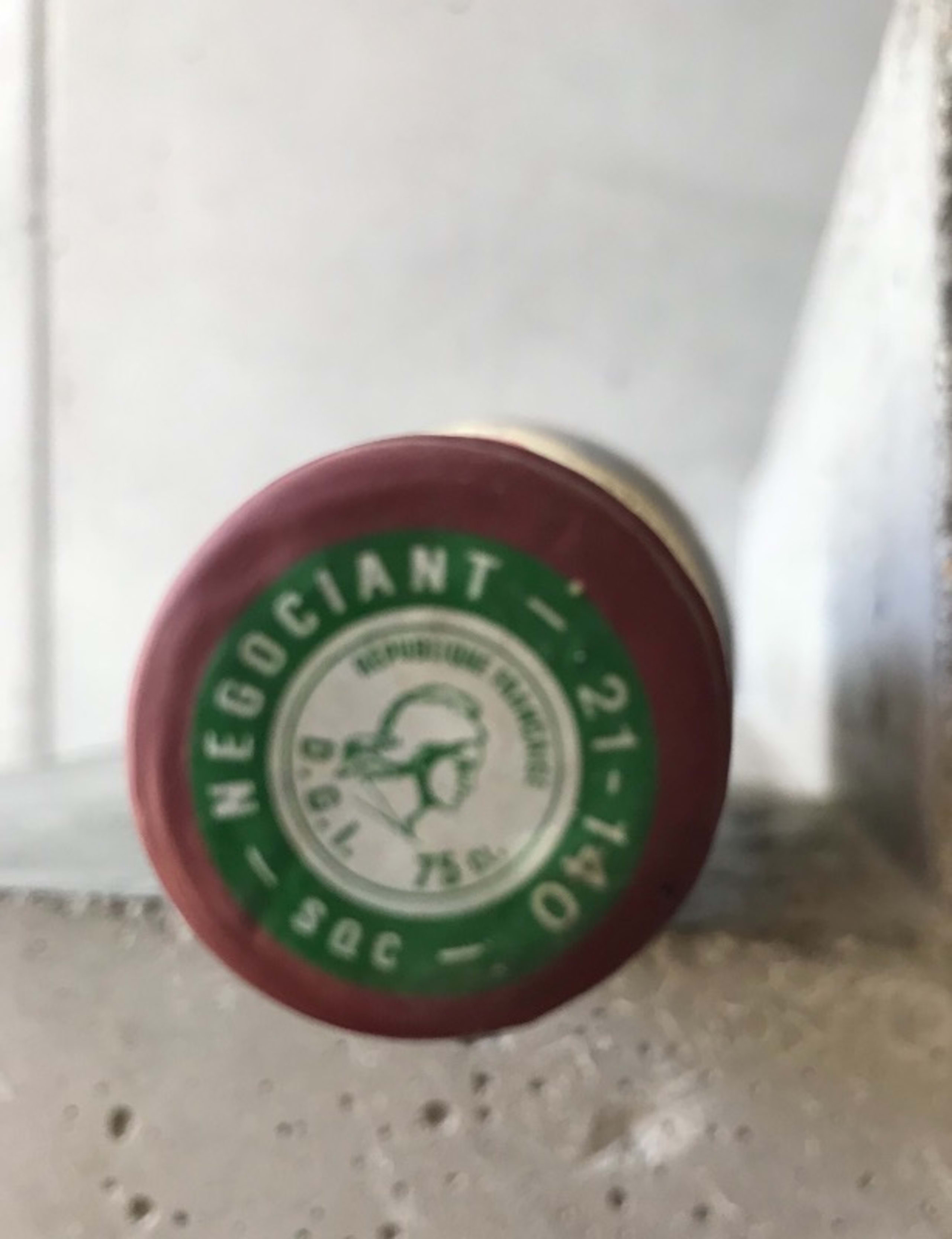 Caps