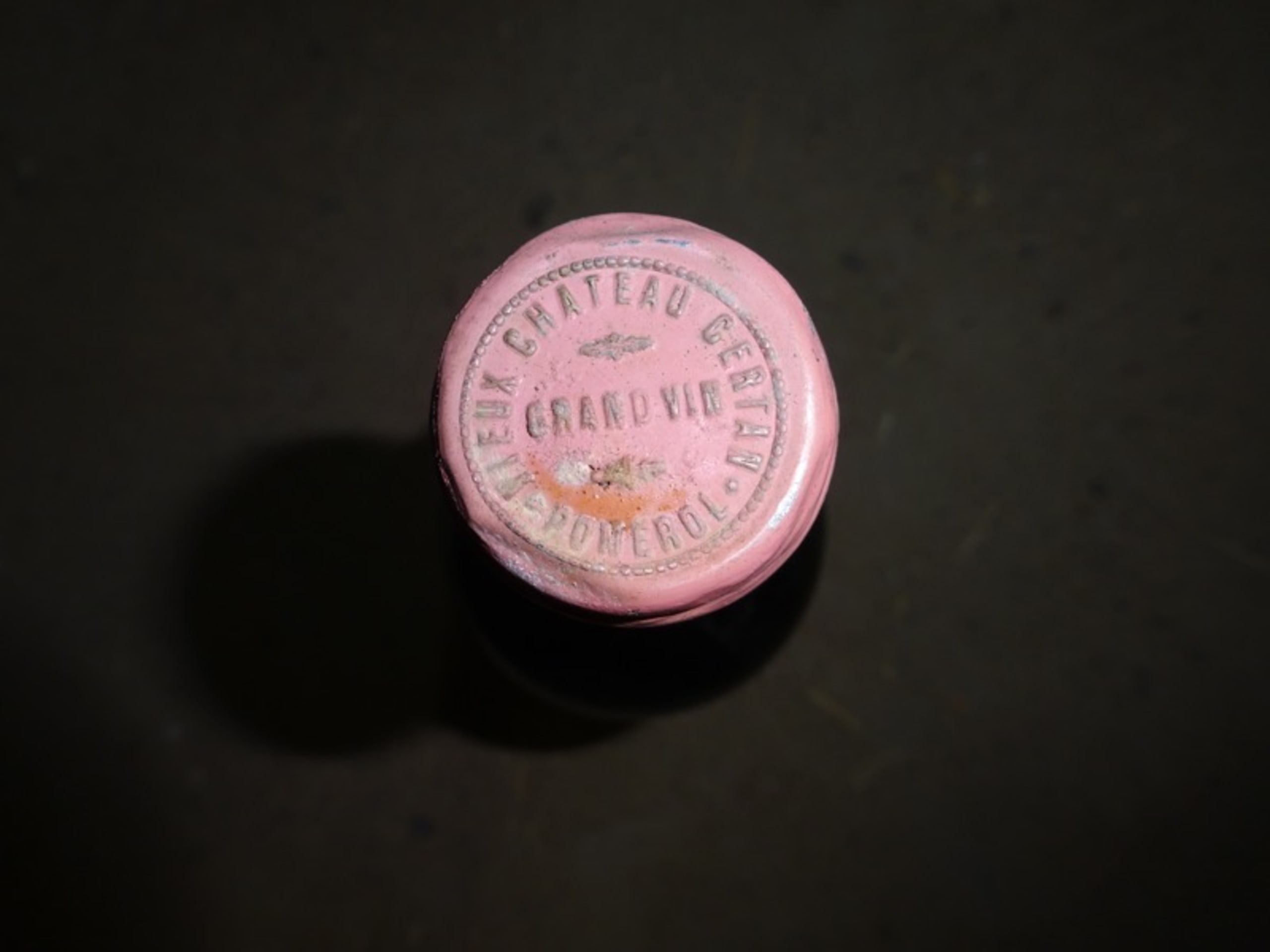 Caps