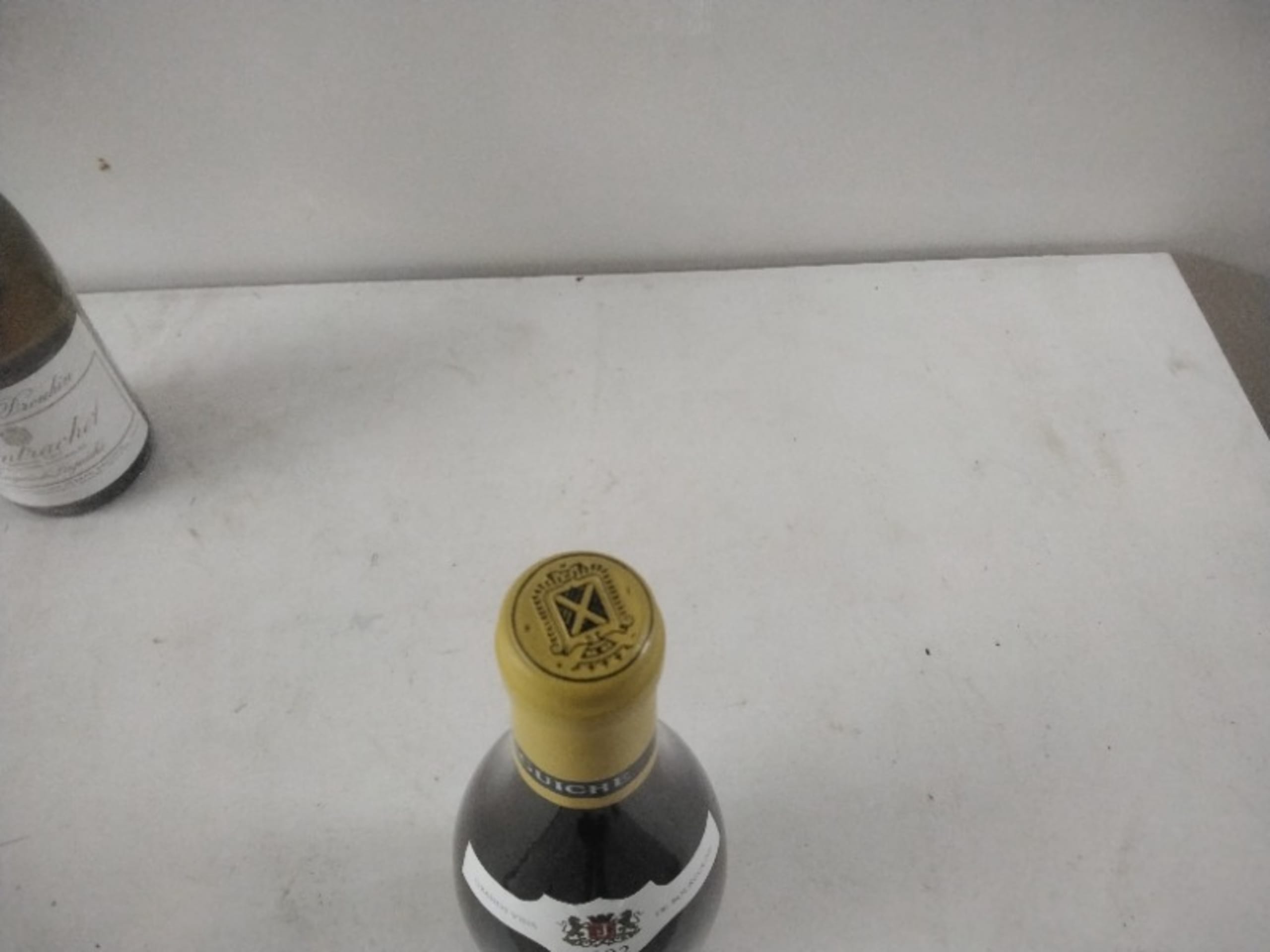 Caps