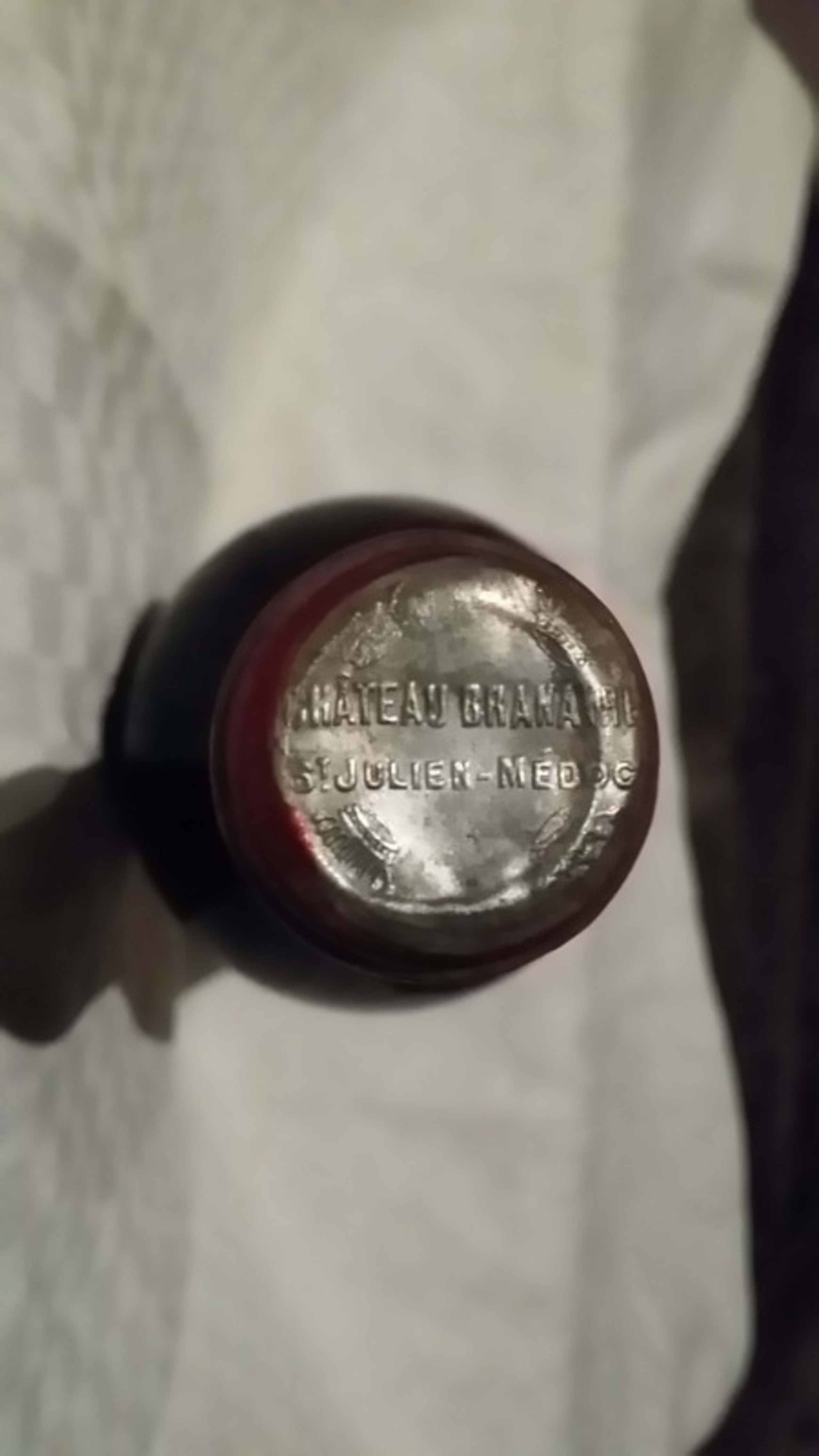 Caps
