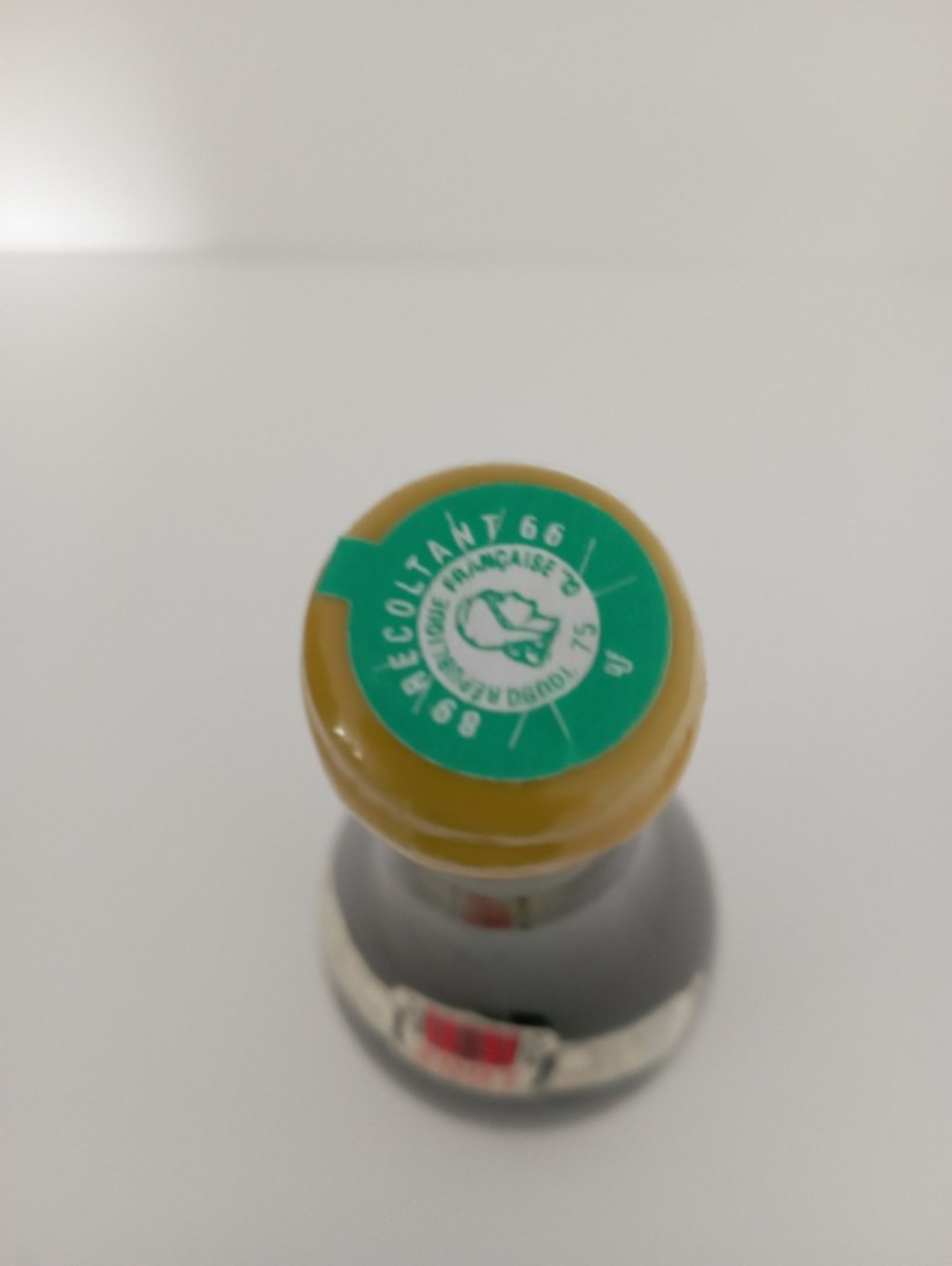 Caps