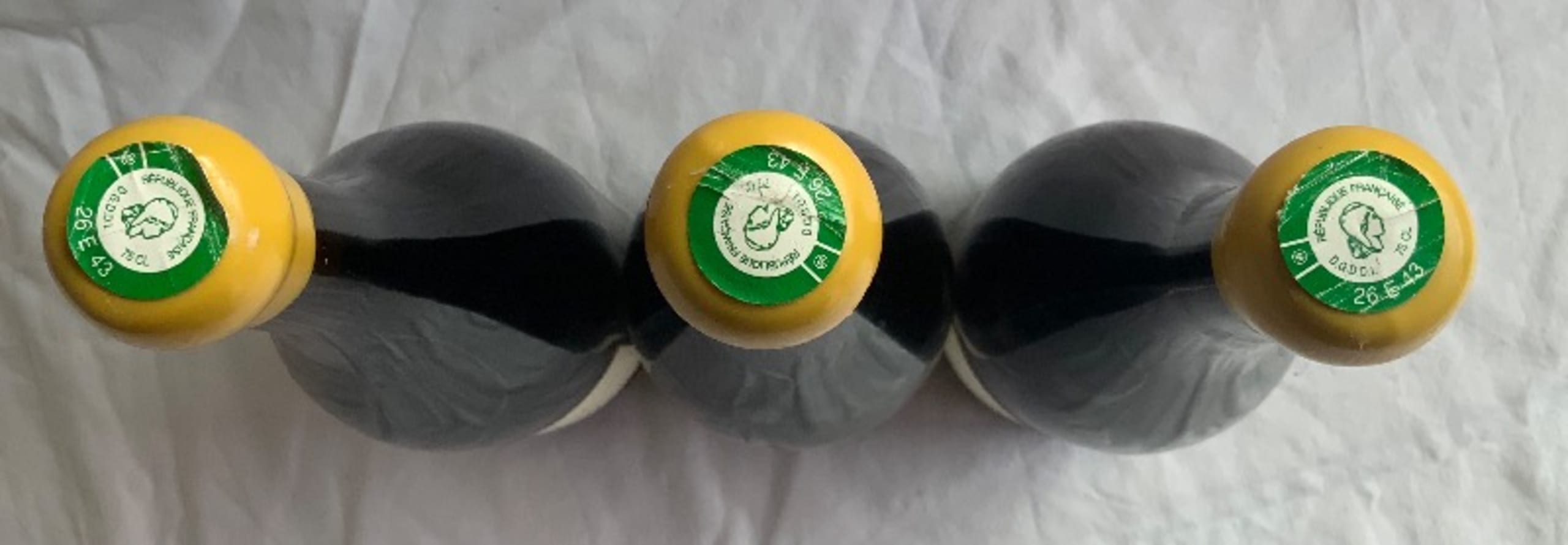 Caps