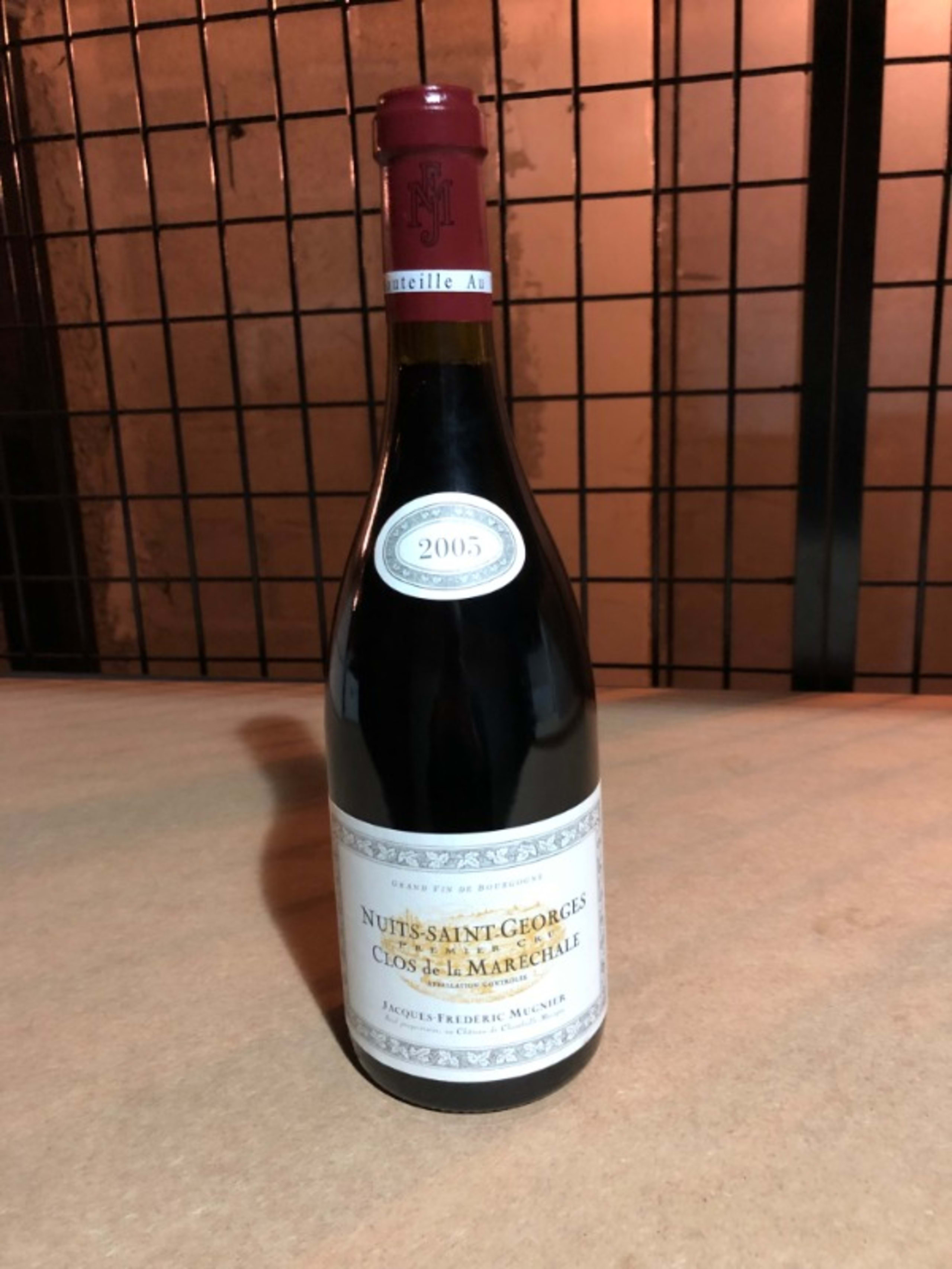 Nuits-Saint-Georges, 1-er Cru - Clos de la Marechale, Domaine Jacques-Frederic Mugnier, 2005