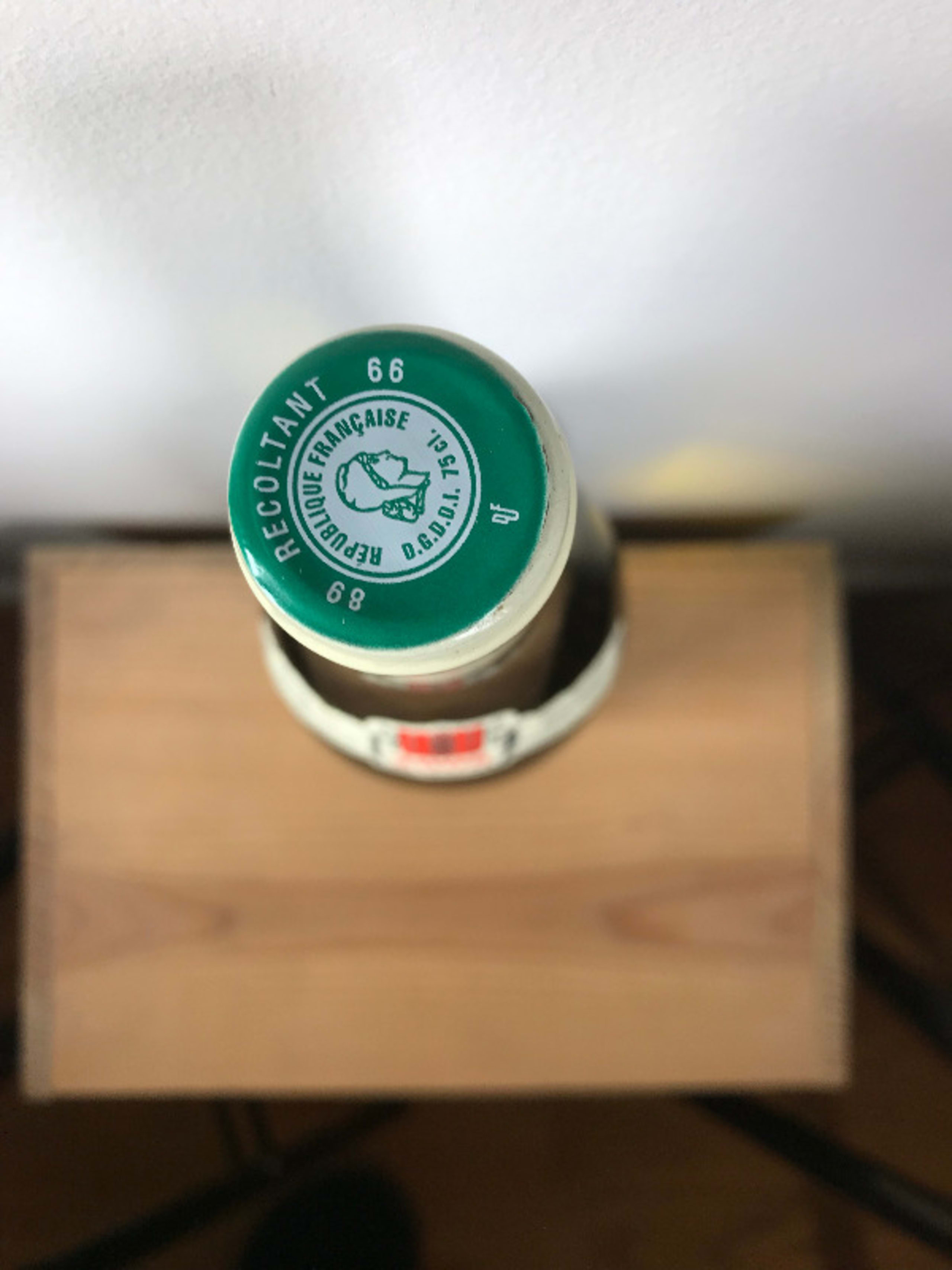 Caps