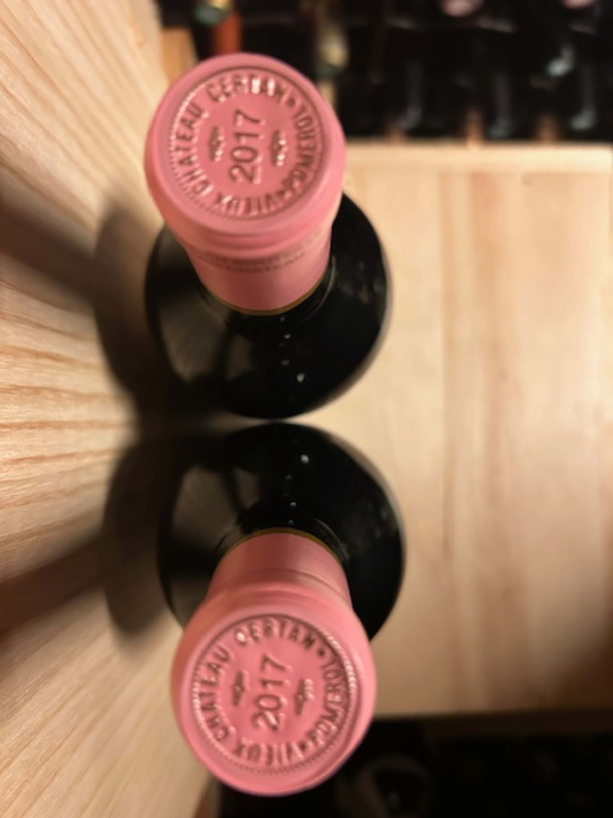Caps