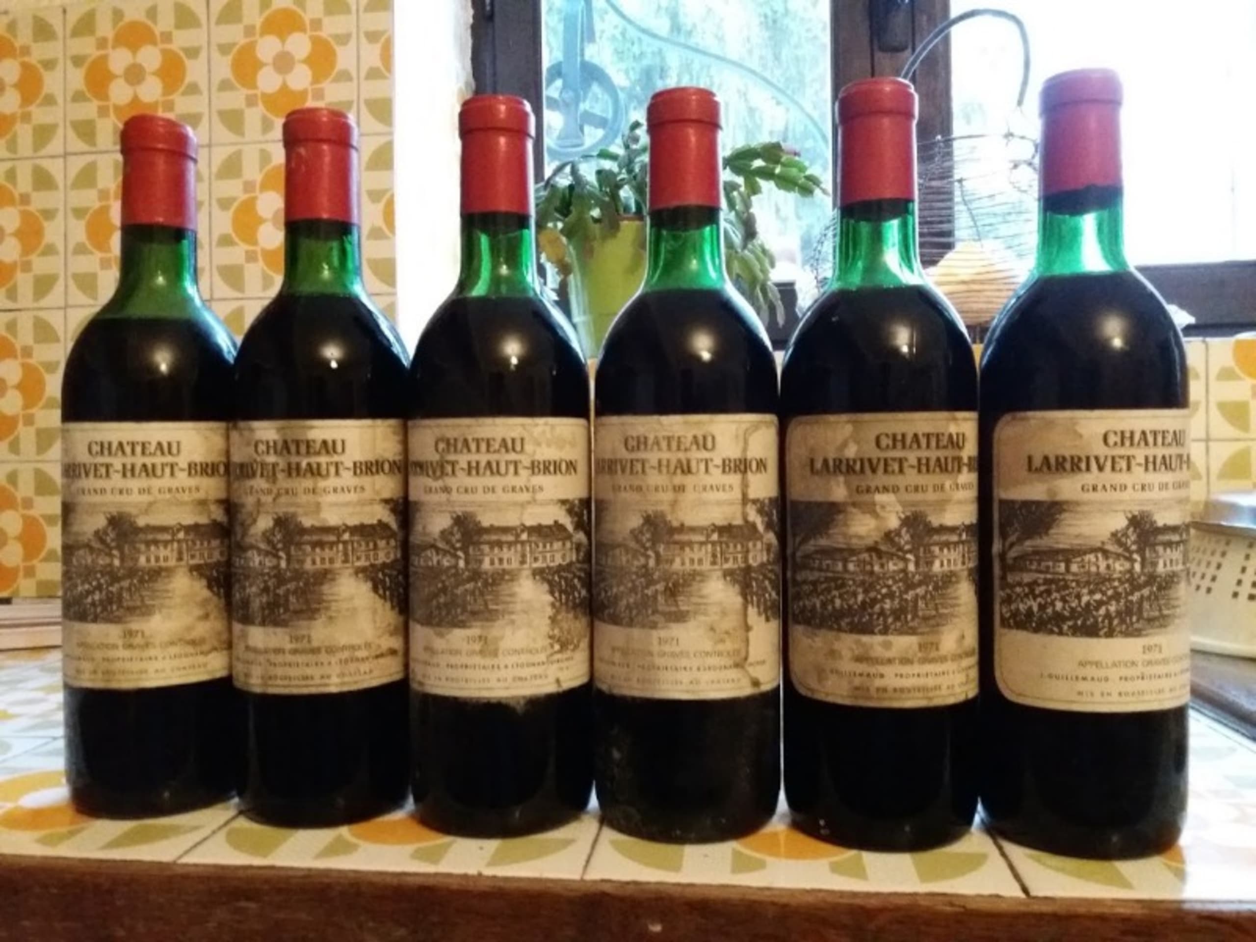 6 x Château Larrivet-Haut-Brion, Graves, 1971