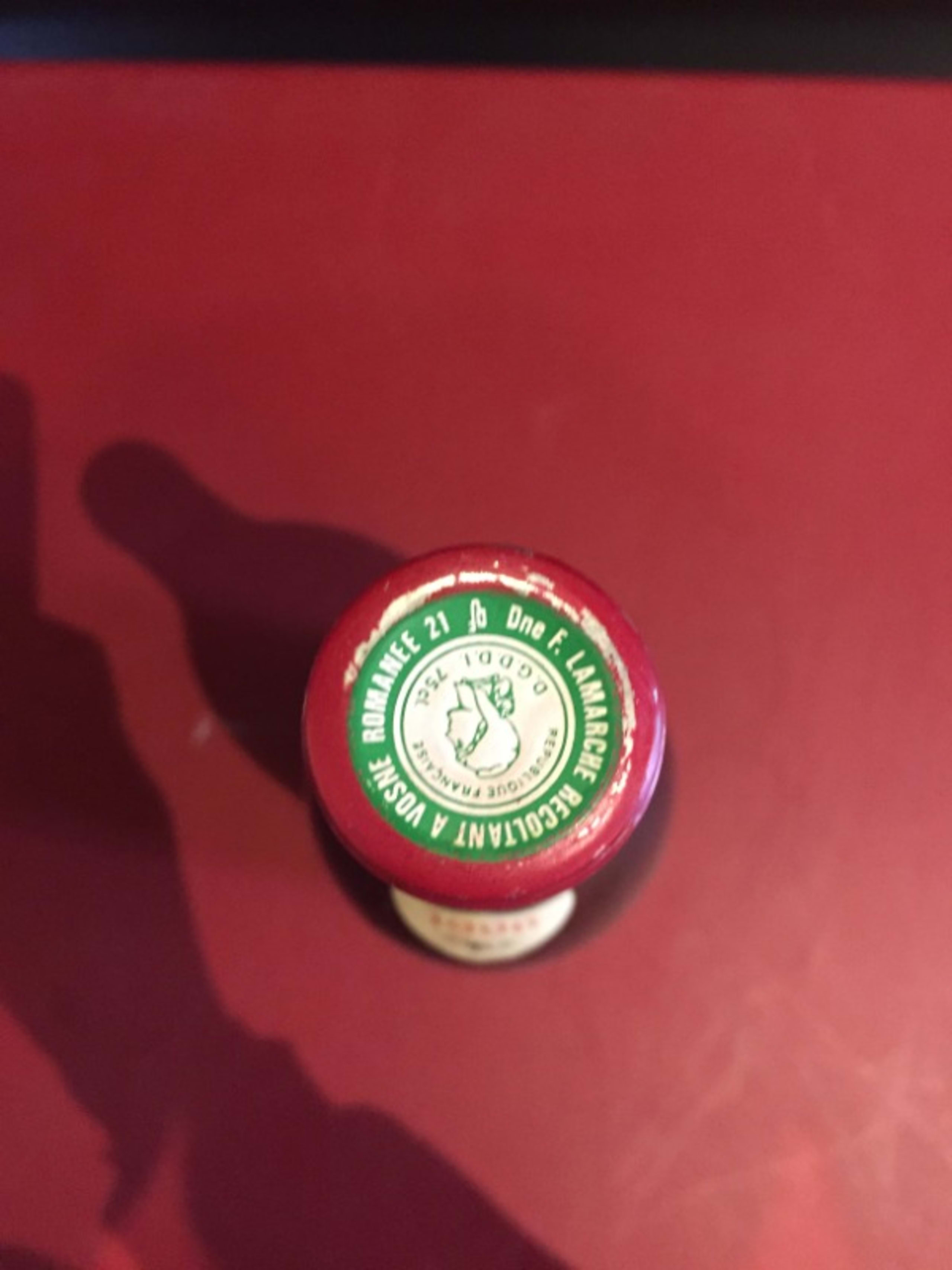 Caps