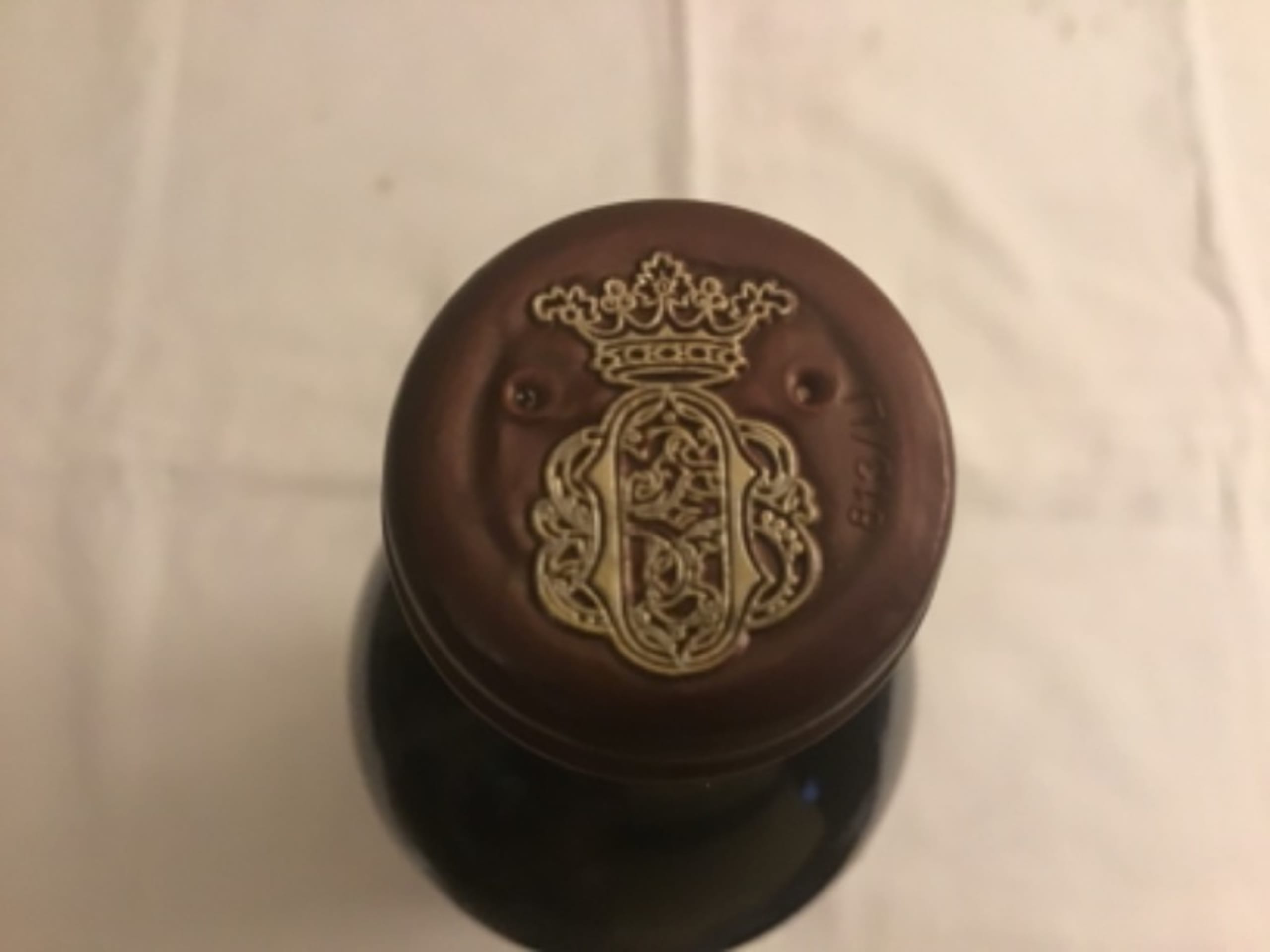 Caps