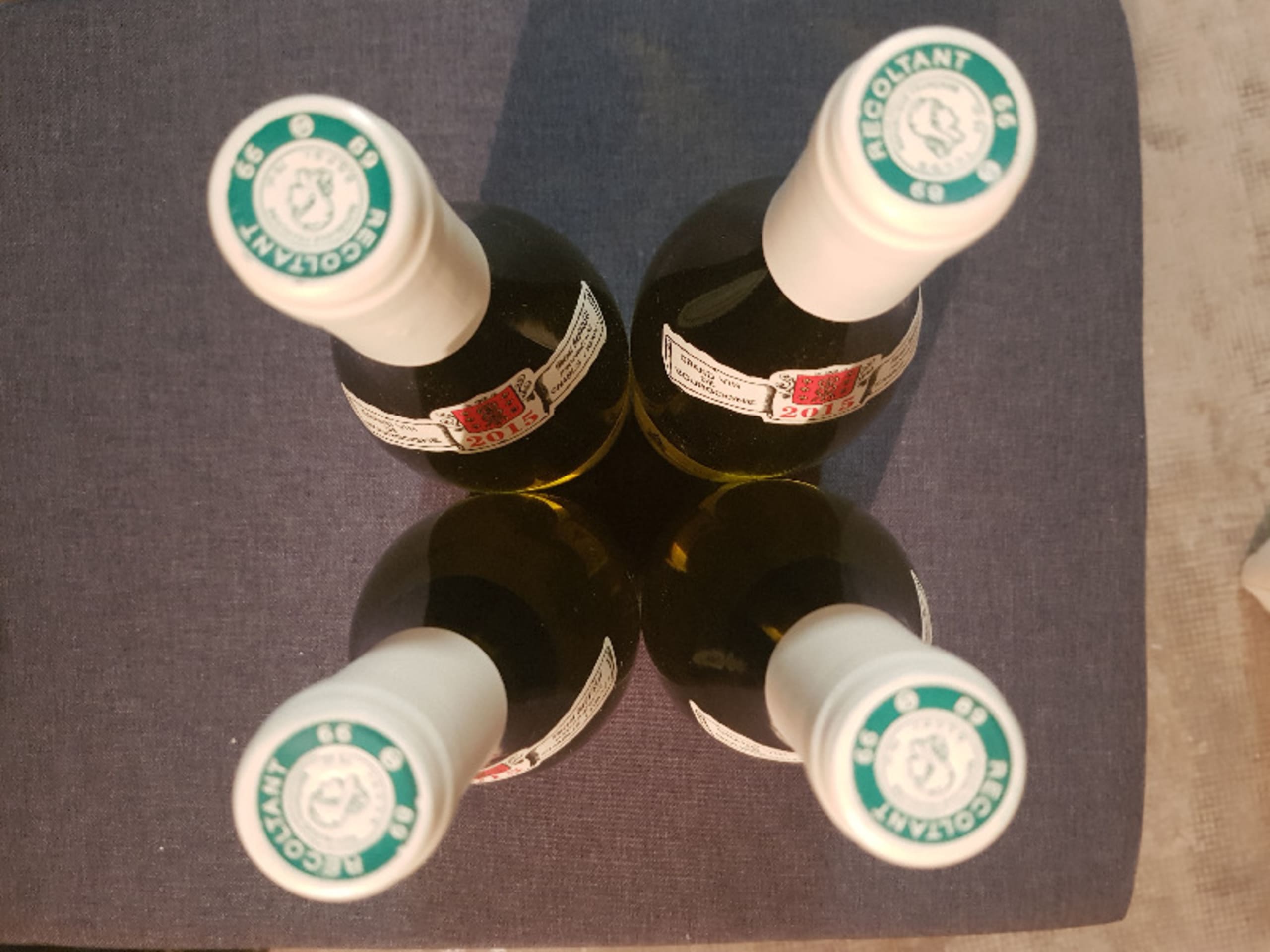 Caps