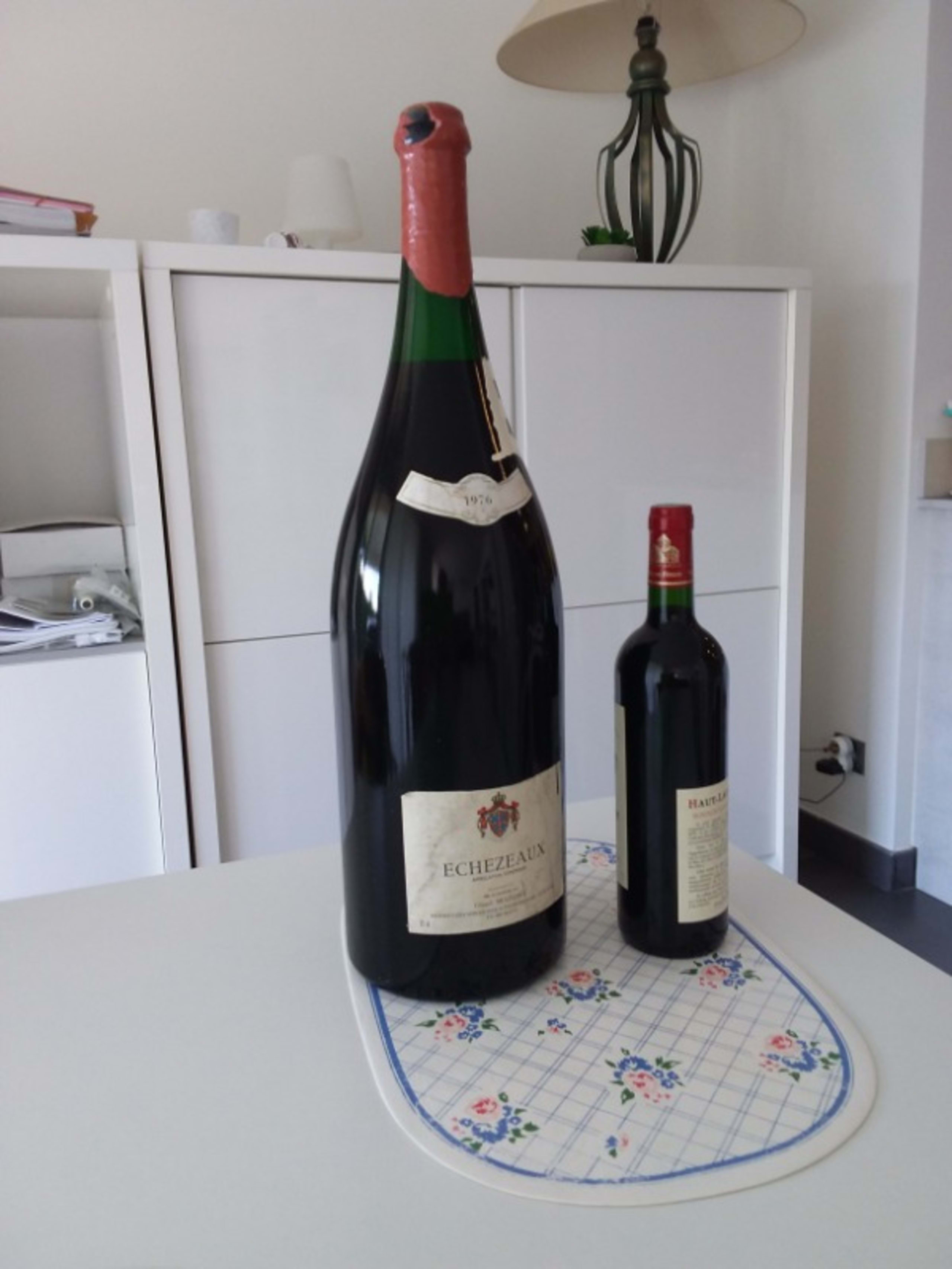 Echézeaux, Gerard Mugneret proprietaire, 1976 (Mathu. 6l)