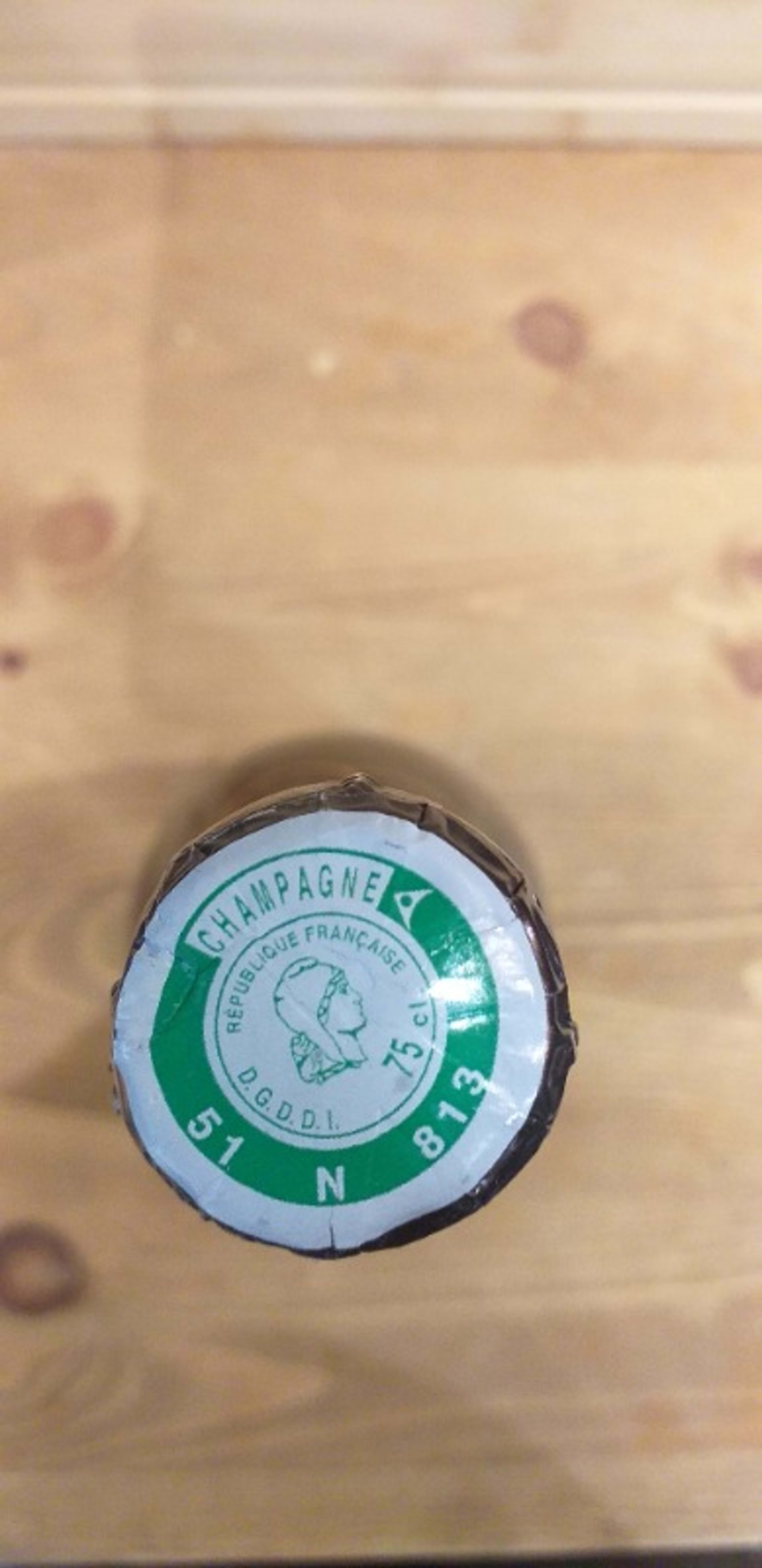 Caps