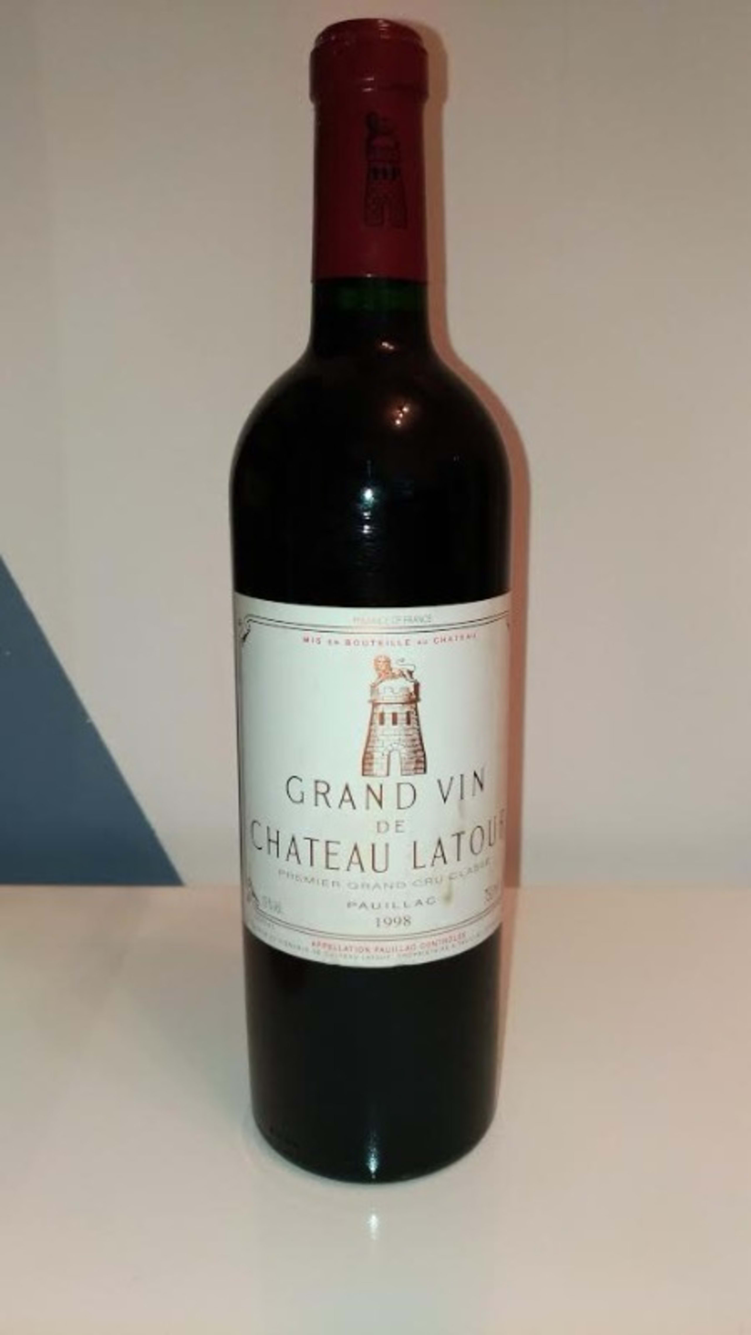 Premier grand cru classé, Grand vin de château Latour, Pauillac, 1998