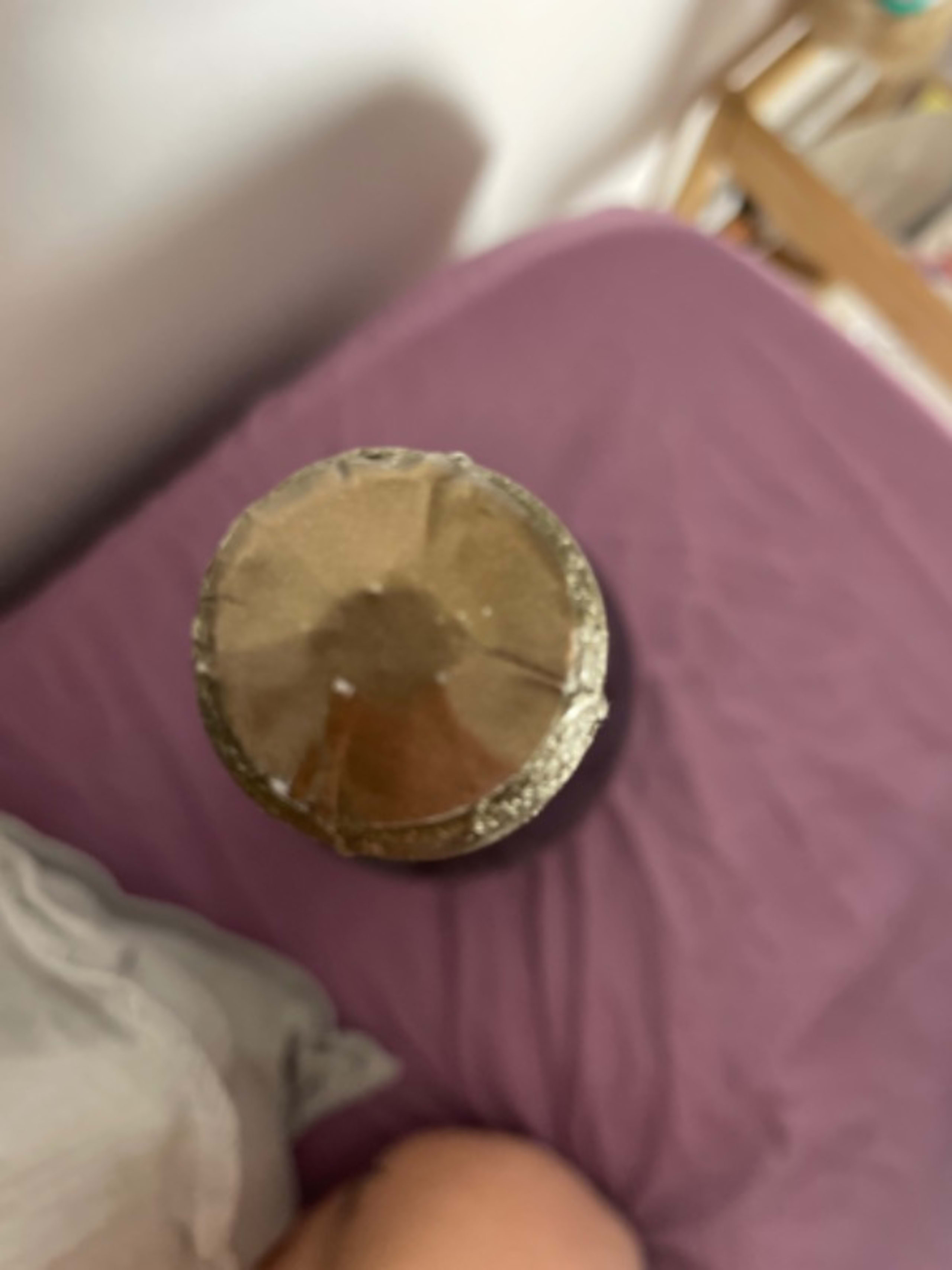 Caps