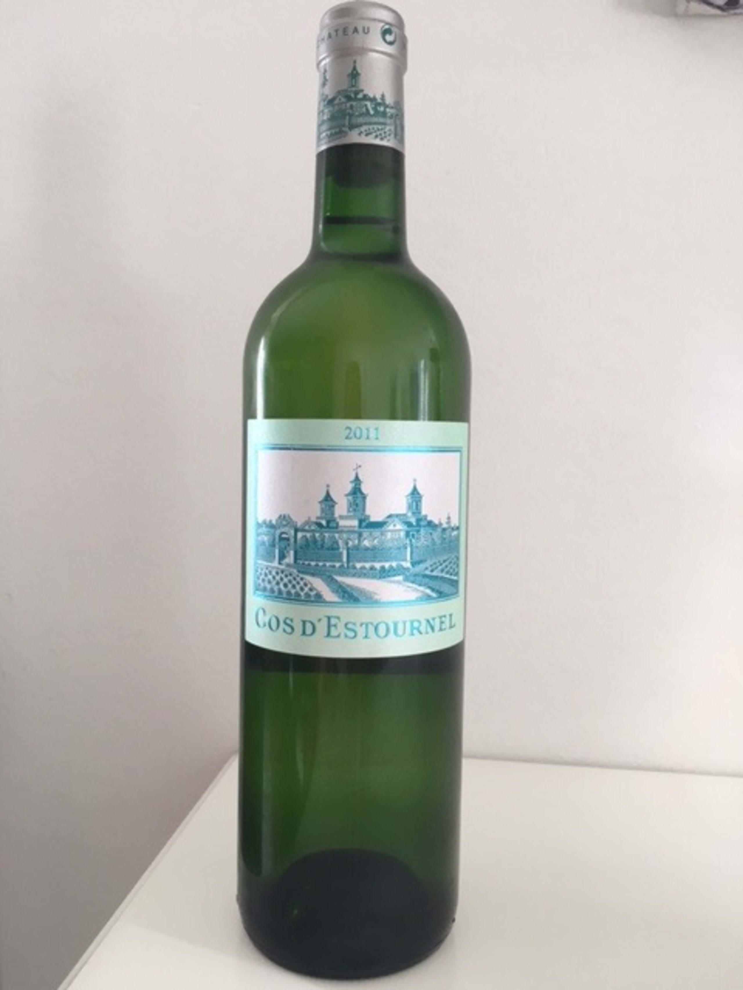 château Cos d'Estournel Blanc/White, Saint-Estèphe, 2011