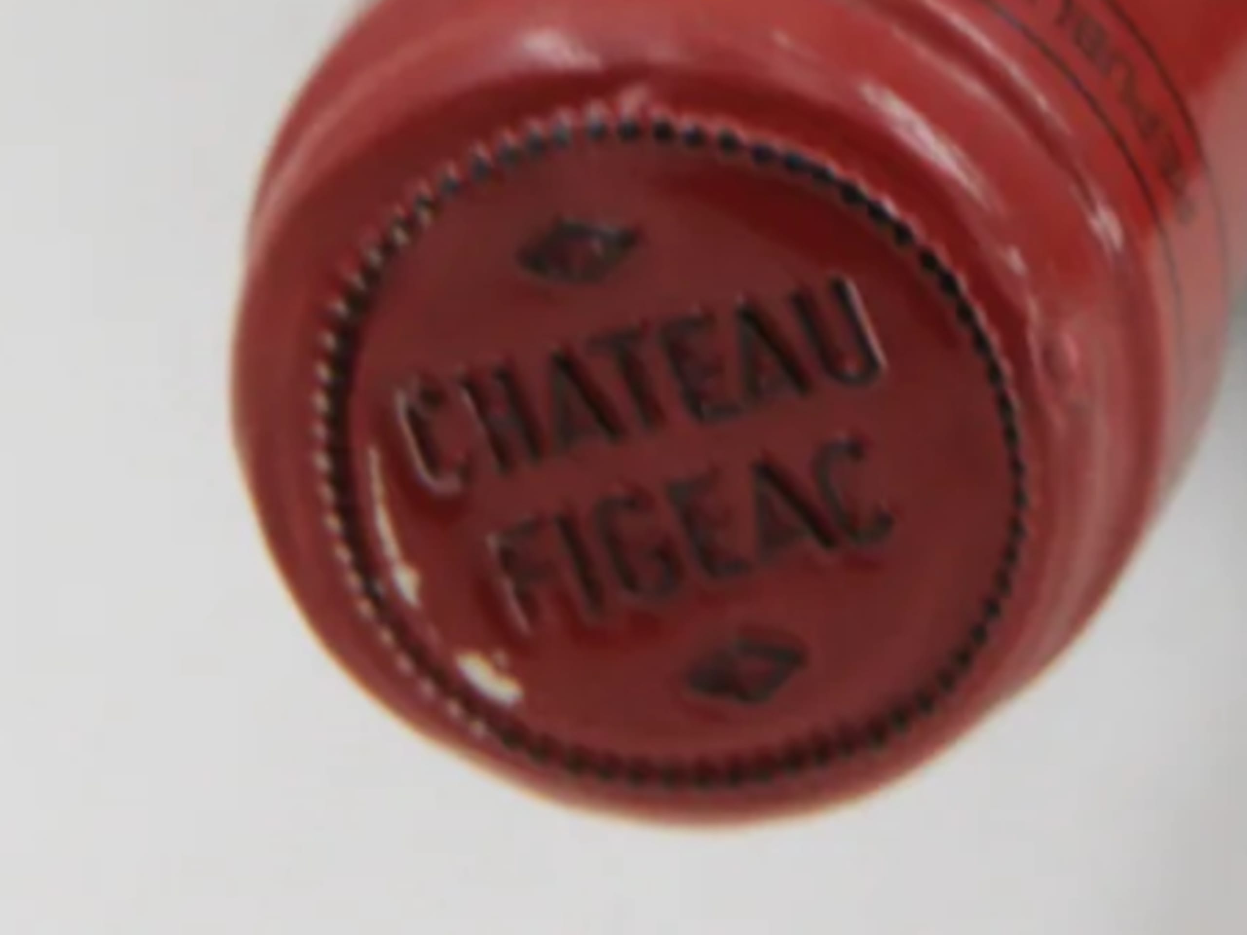Caps