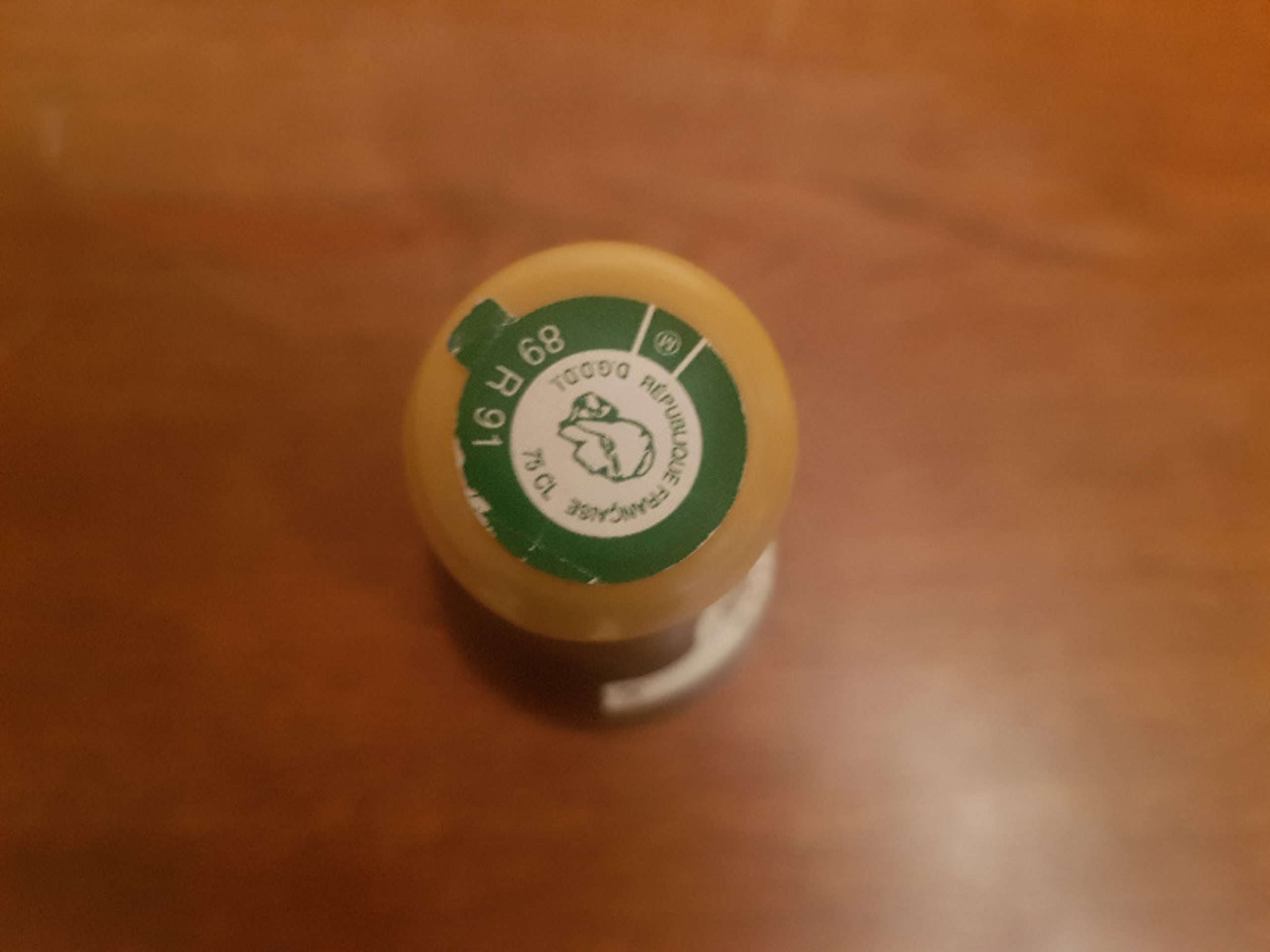 Caps