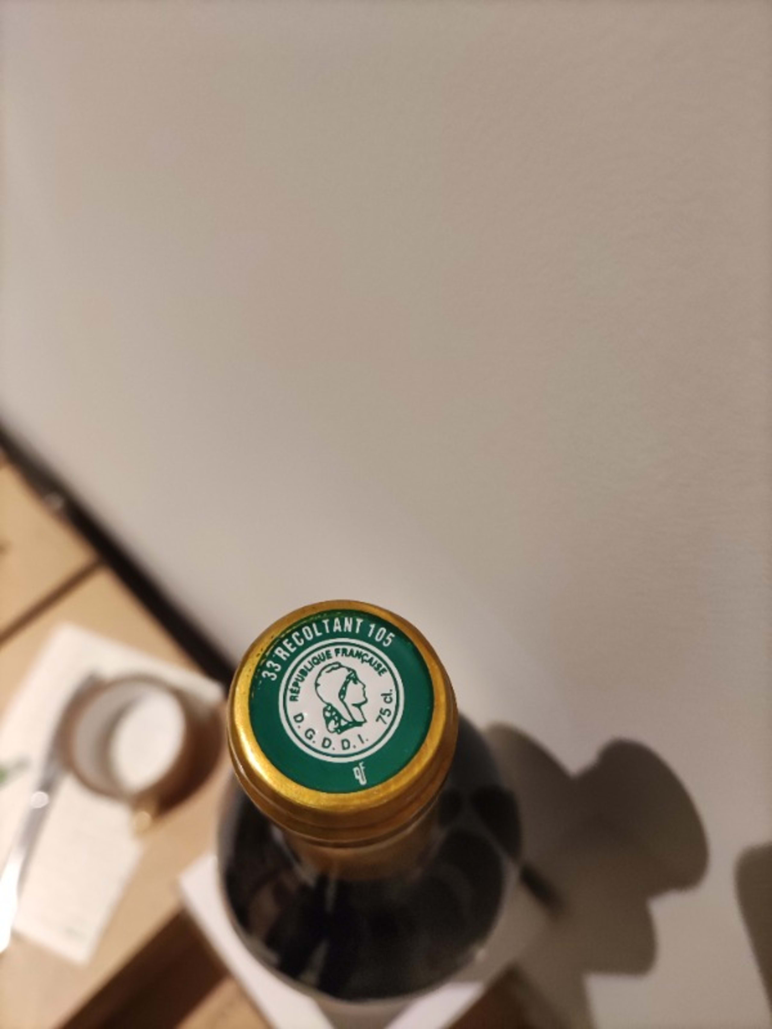 Caps